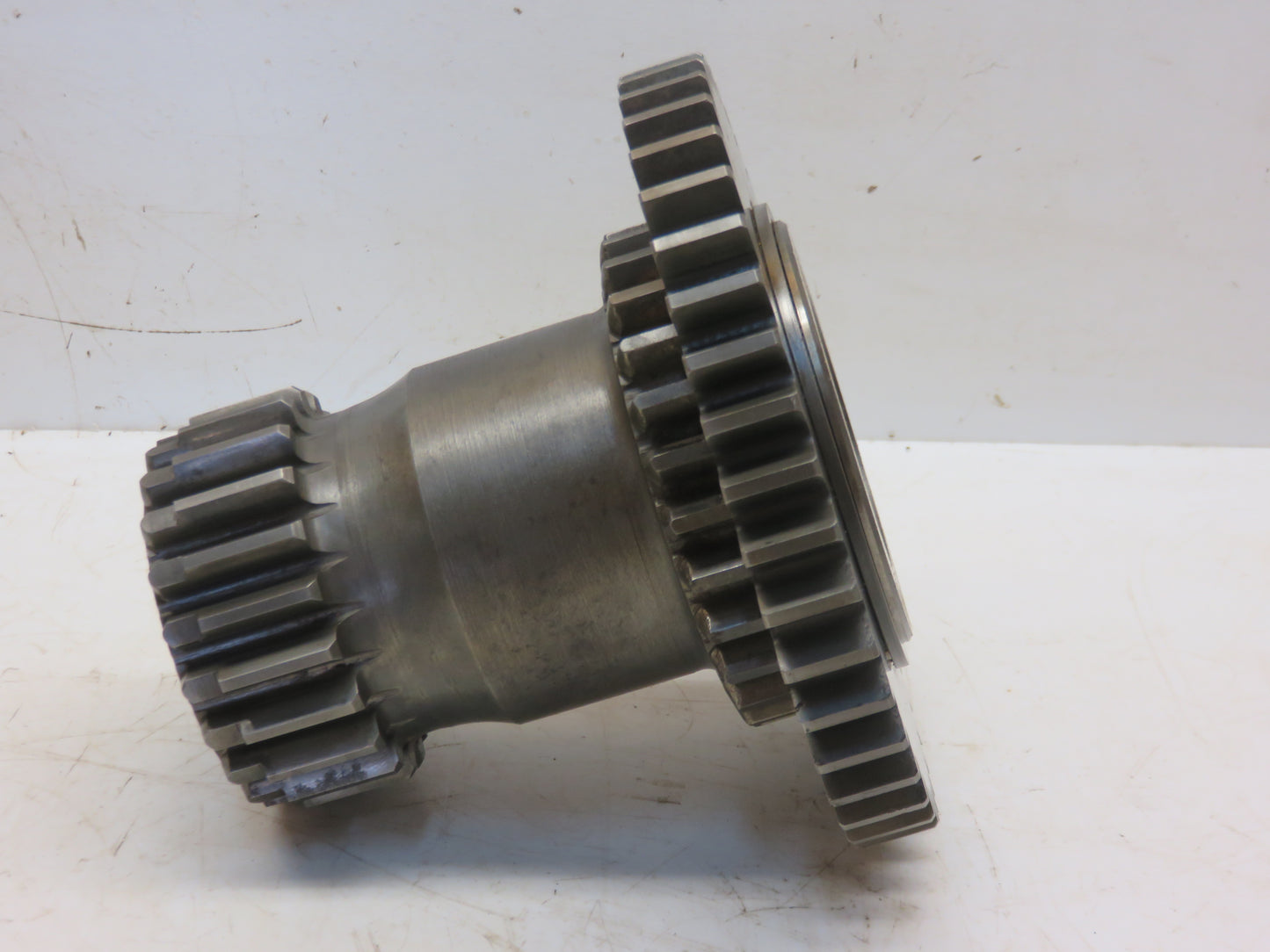 AT16416 John Deere Countershaft Gear For 1010