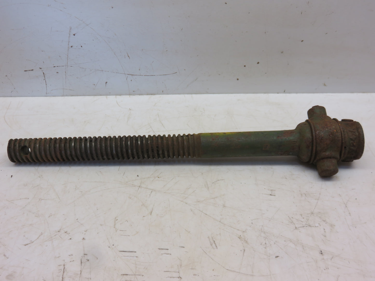 DA3728A John Deere NOS Leveling Screw For 44, 44AH, 57G, 57GH Plow