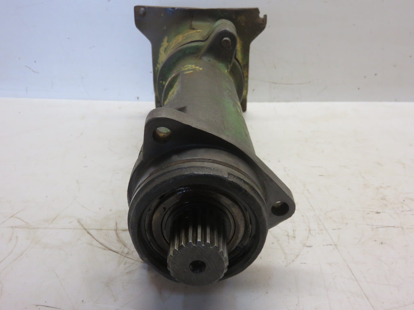AM2187T, M2442T John Deere PTO Housing And Shaft For 40