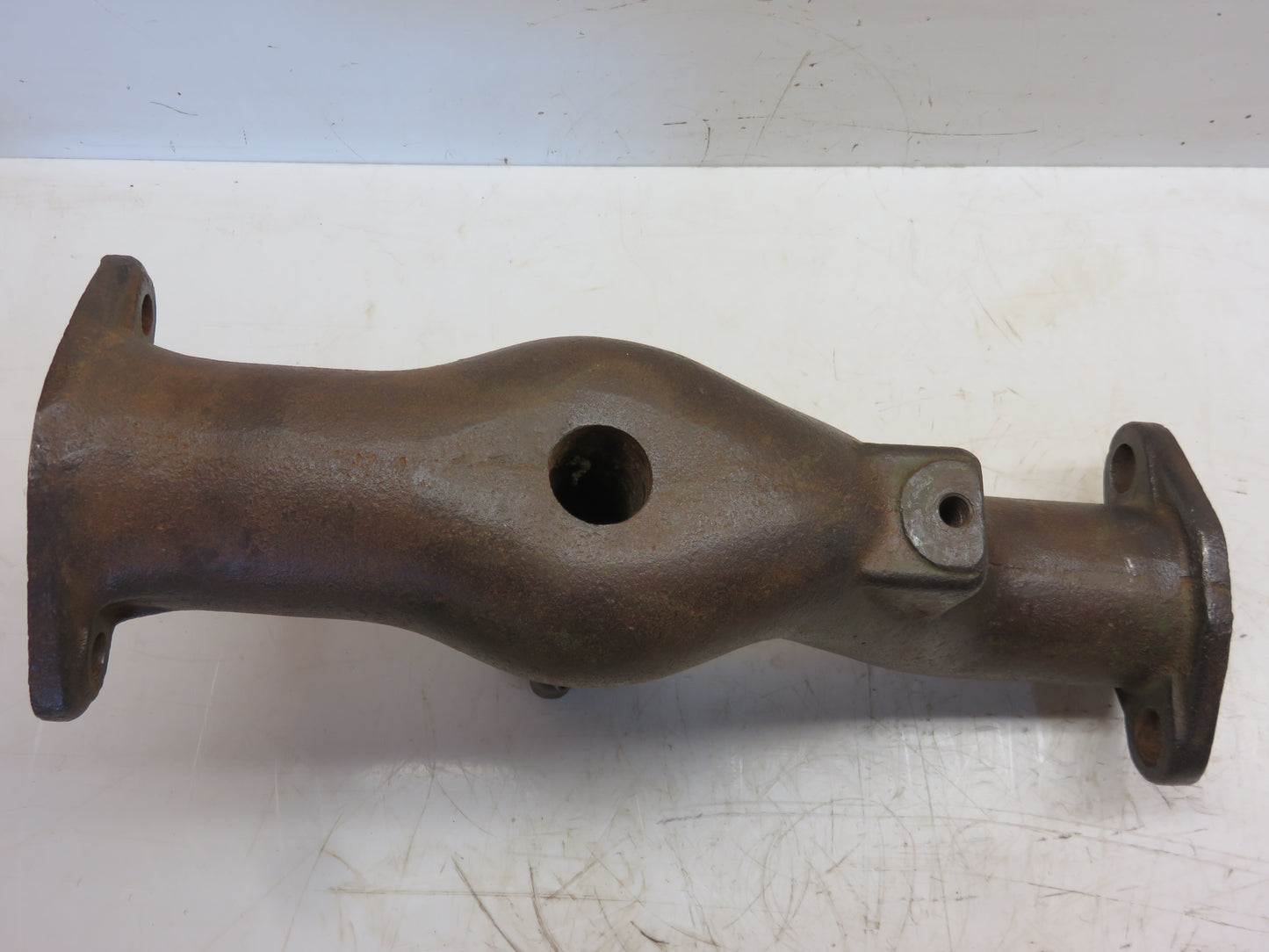 AD222R, D681R John Deere Upper Water Pipe And Fan Shaft Tube For D