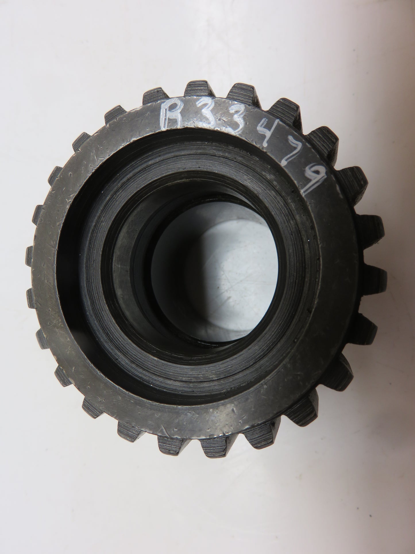 R33479 John Deere Reverse Range Pinion For 2510, 2520, 3020