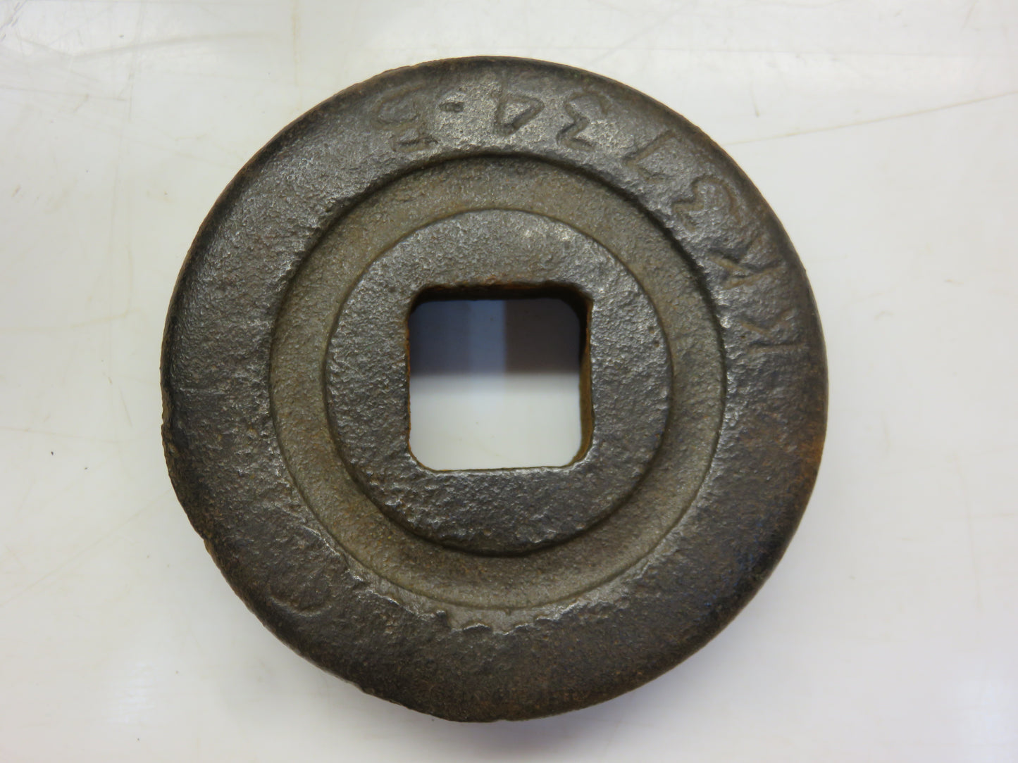 KK3734B John Deere NOS Spool End For K, HWA Disc