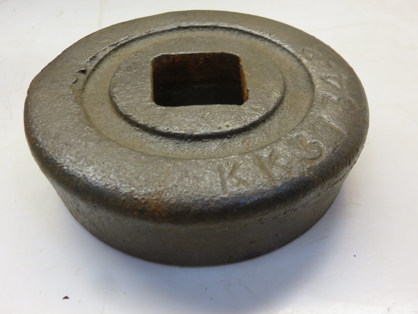 KK3734B John Deere NOS Spool End For K, HWA Disc