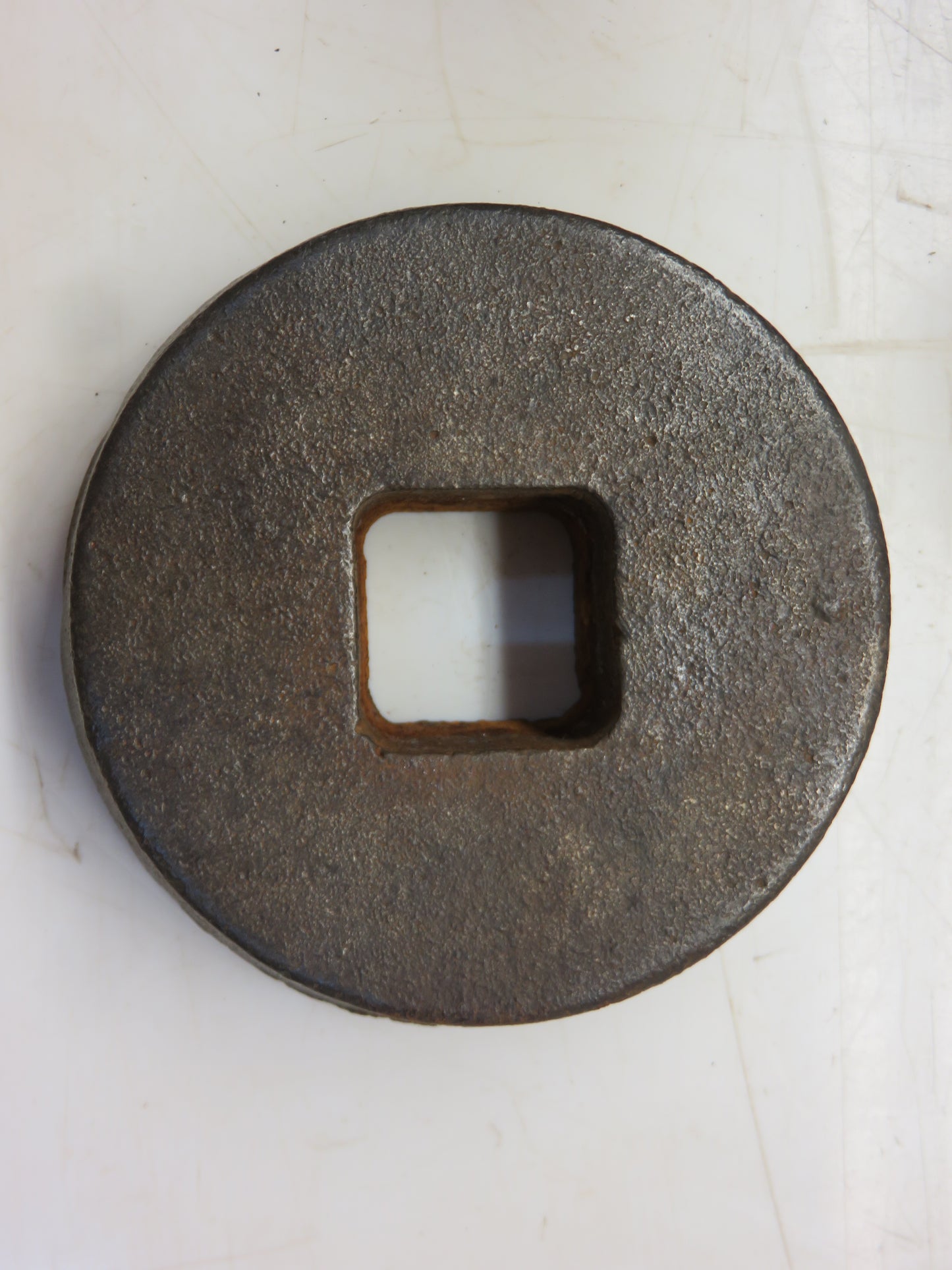 KK3734B John Deere NOS Spool End For K, HWA Disc