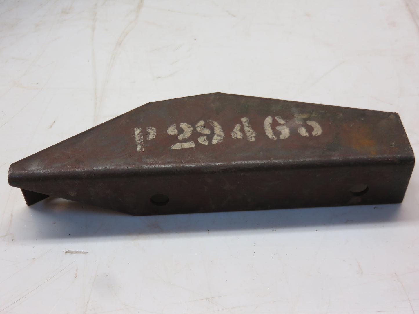 P29465H John Deere NOS Right Hand Concave Support For 11A, 12A Combine