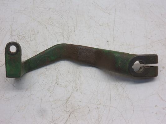 T19588, T13618 John Deere Range Shift Arm For 2010