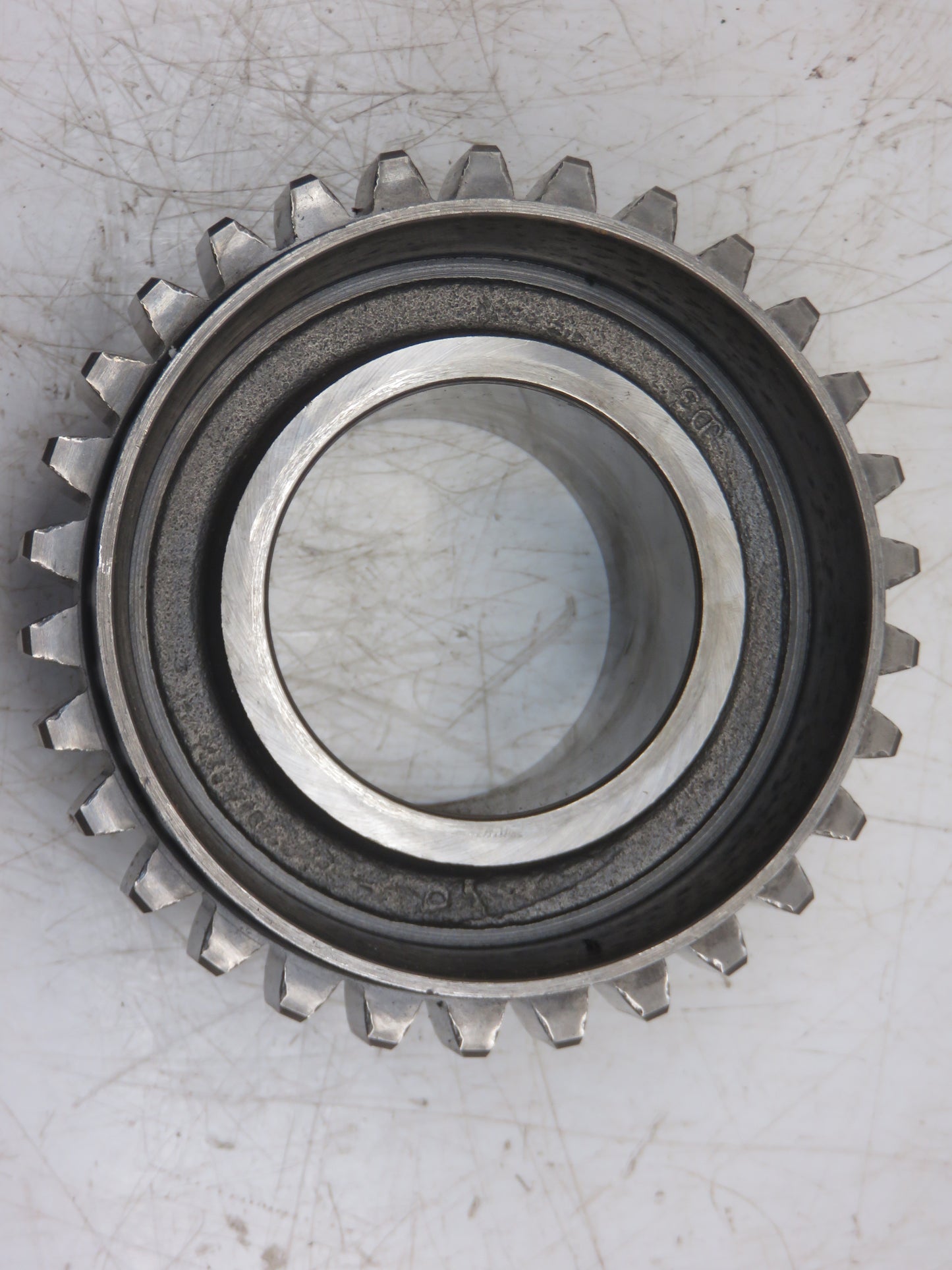 R26793 John Deere Differential Shaft PTO Idler Gear For 4010