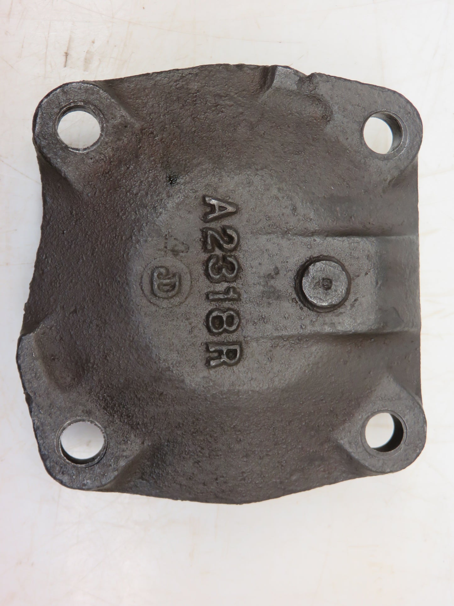 A2318R John Deere Right Hand Countershaft Bearing Housing For A, AR, AO, 60