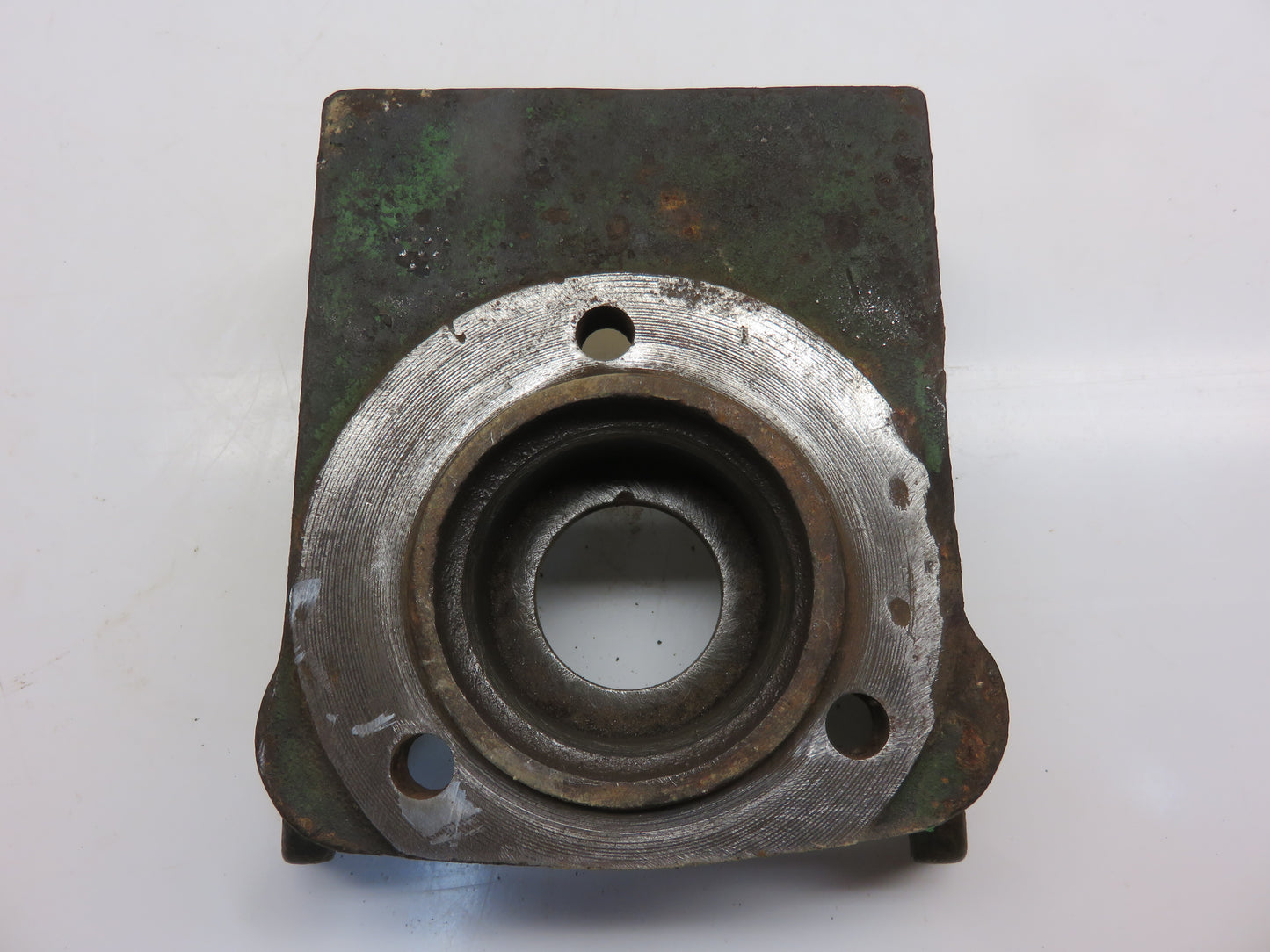 A2930R John Deere PTO Oil Seal Housing For A, B, G, 50, 60, 70