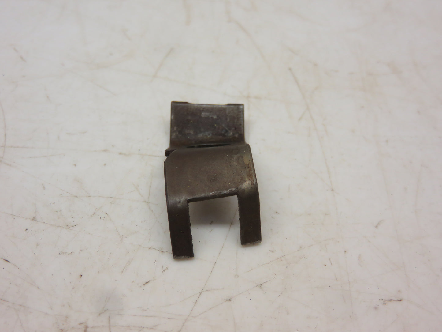 M123T John Deere PTO Fork Screw Lock For M, 40, 320, 420, 330, 430, 435, 1010