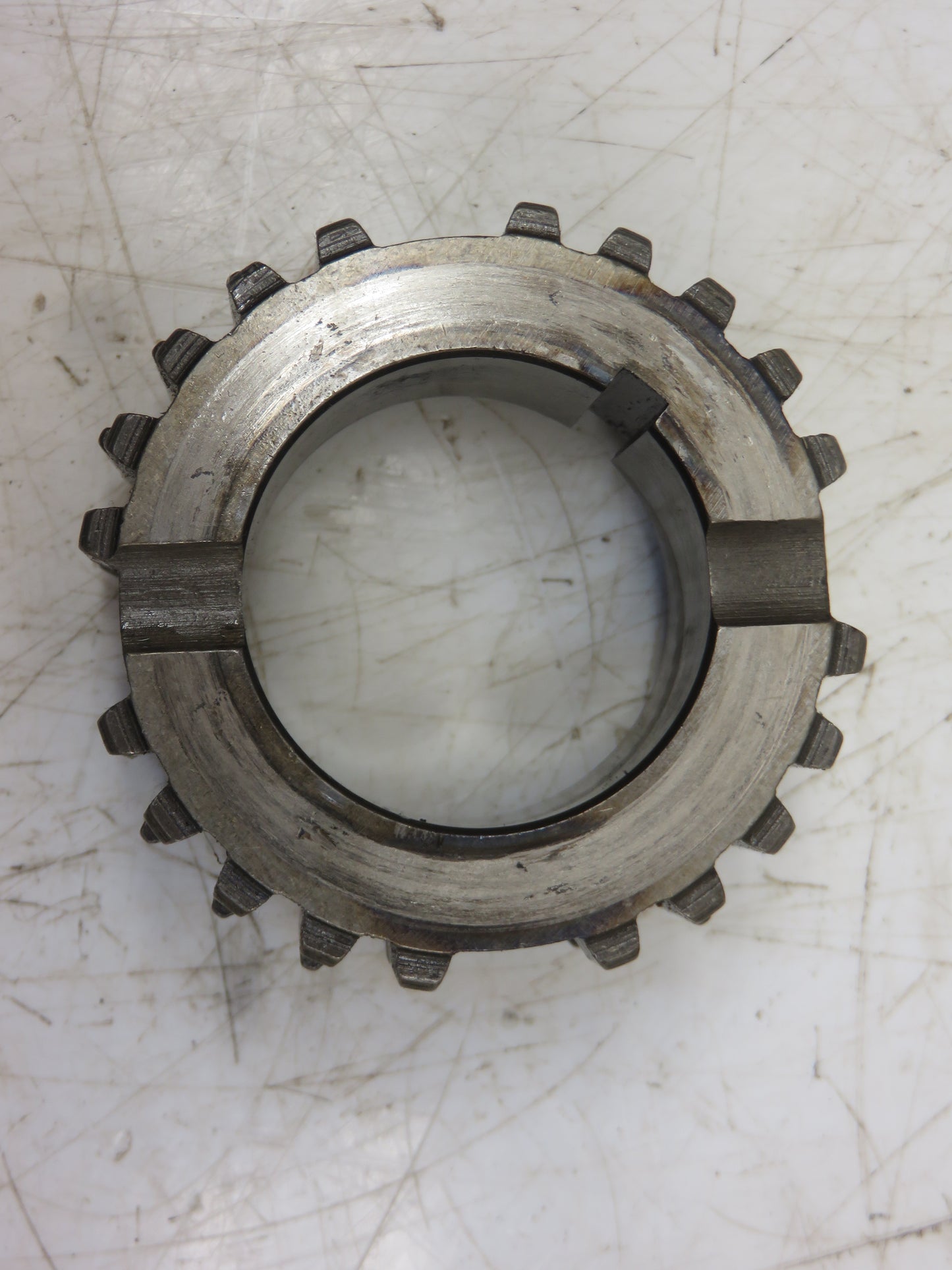R26075 John Deere Reverse Shift Collar For 4010