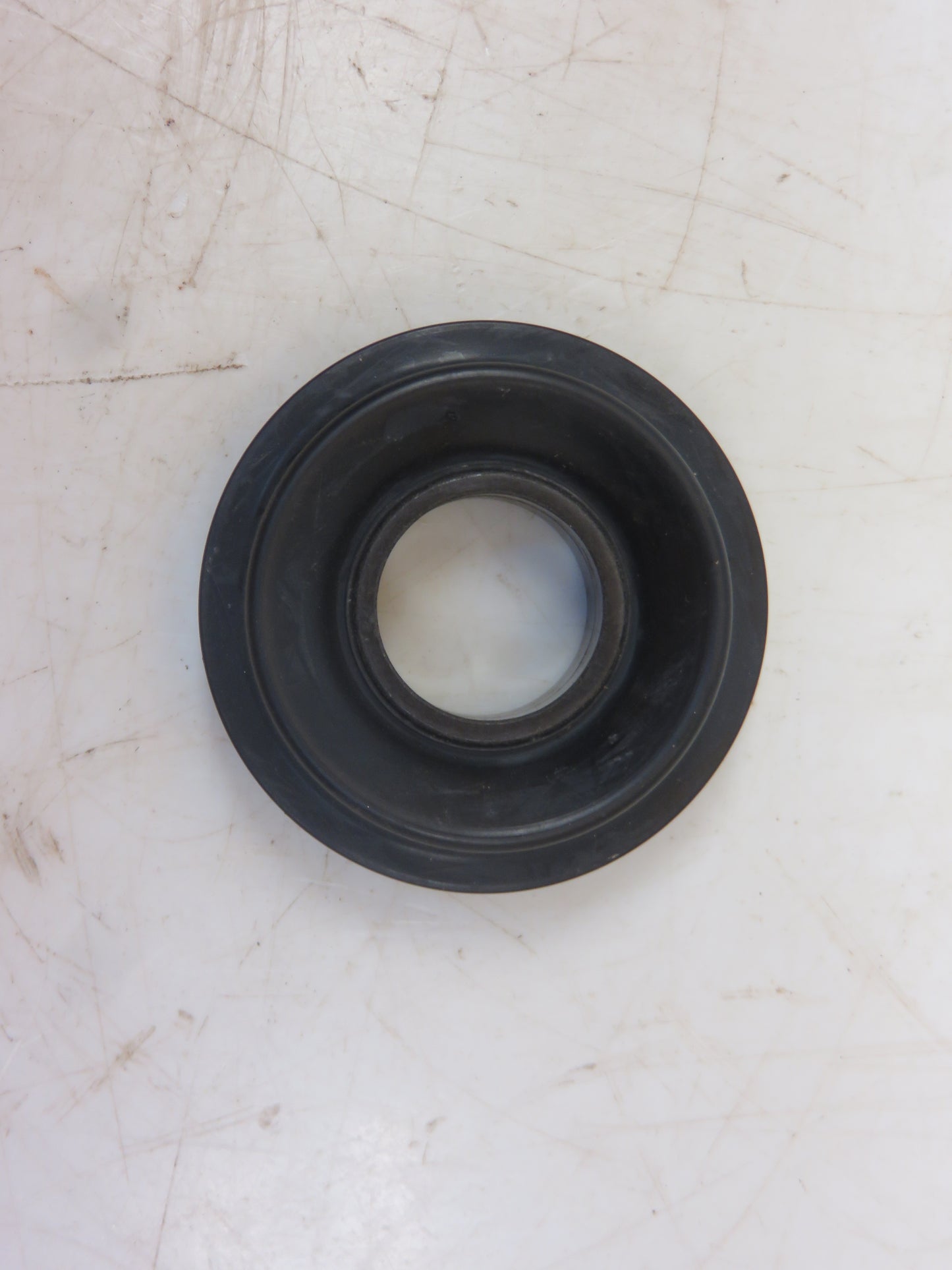 AR62935 John Deere NOS Water Pump Seal For 6600, 7700, 8820 Combine