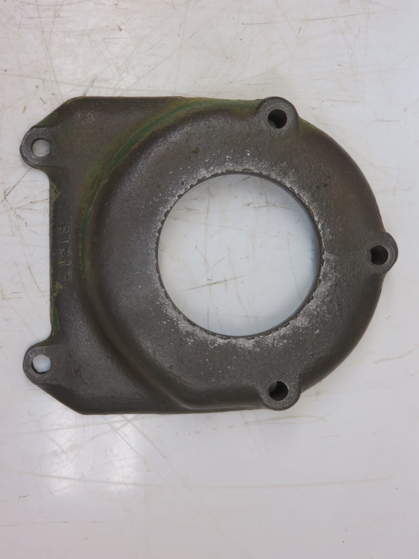 B131R John Deere Crankshaft Oil Slinger Cover For B, BR, BO
