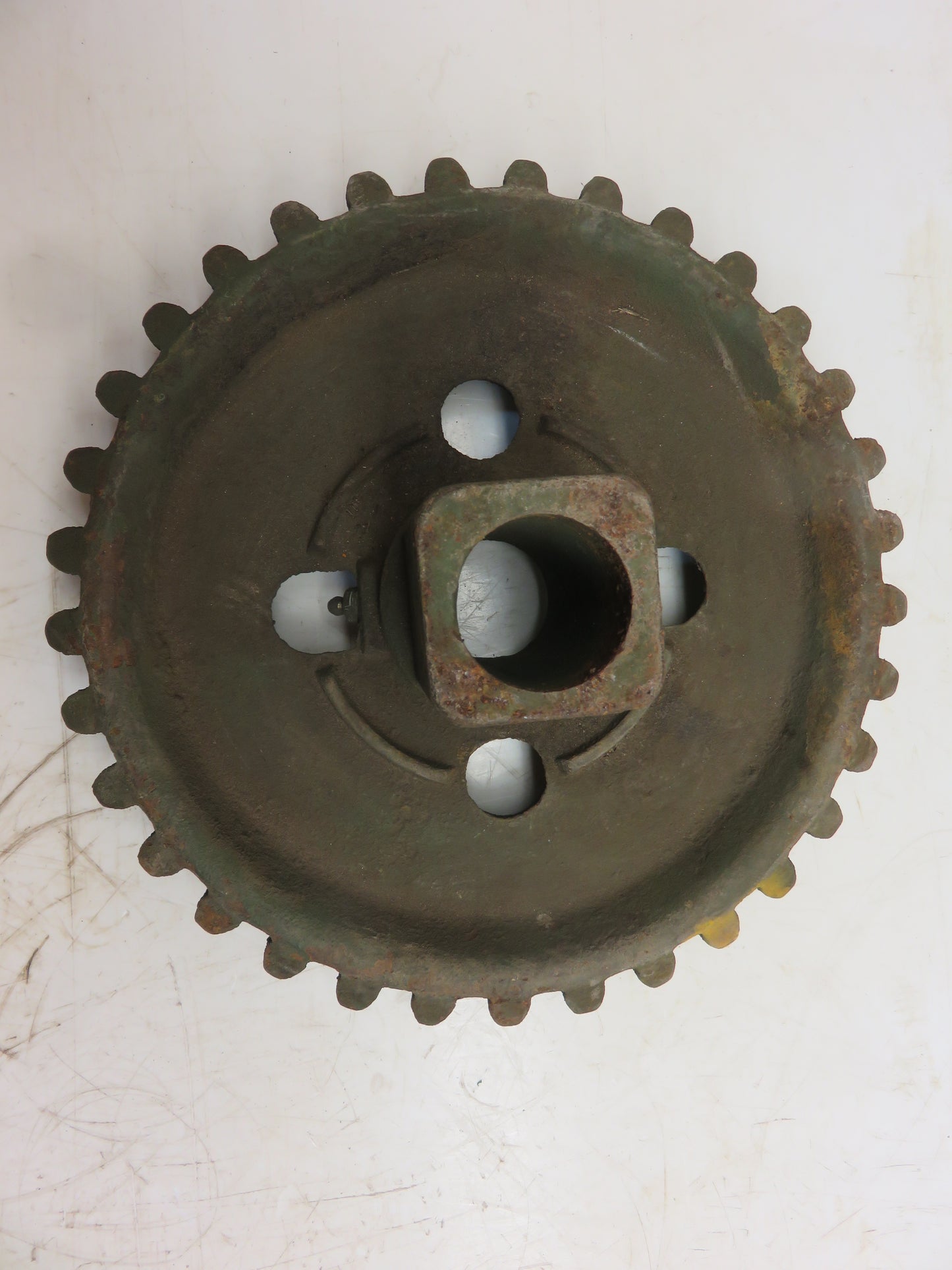 AG256E, G346E John Deere NOS Drive Gear For 553, 594 Hay Rake