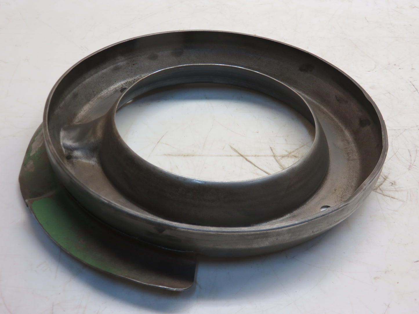 AB259R John Deere Pulley Dust Shield For B
