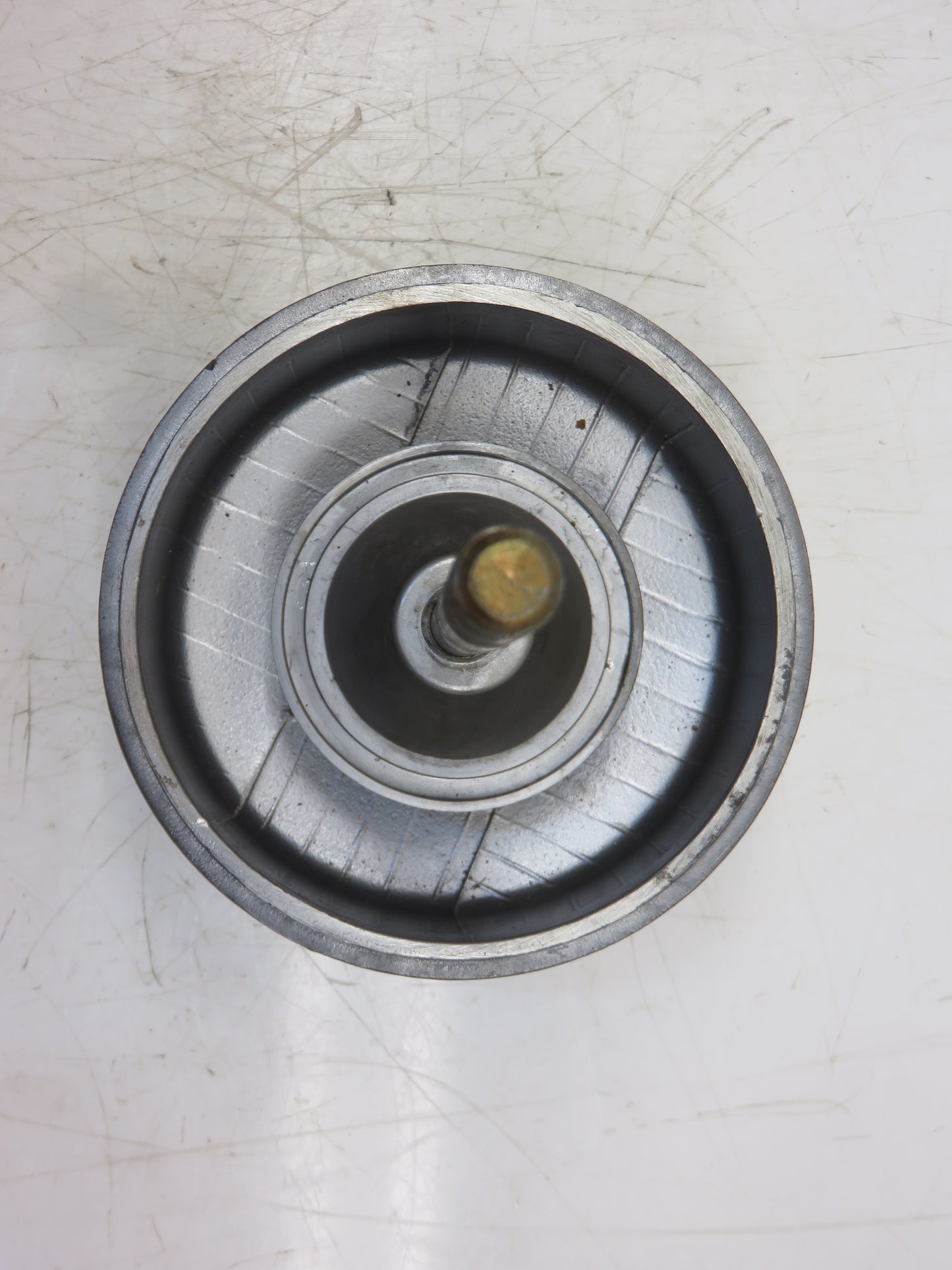R39794 John Deere Transmission Oil Filter Cover For 2510, 2520, 3020, 4010, 4000, 4020, 4520