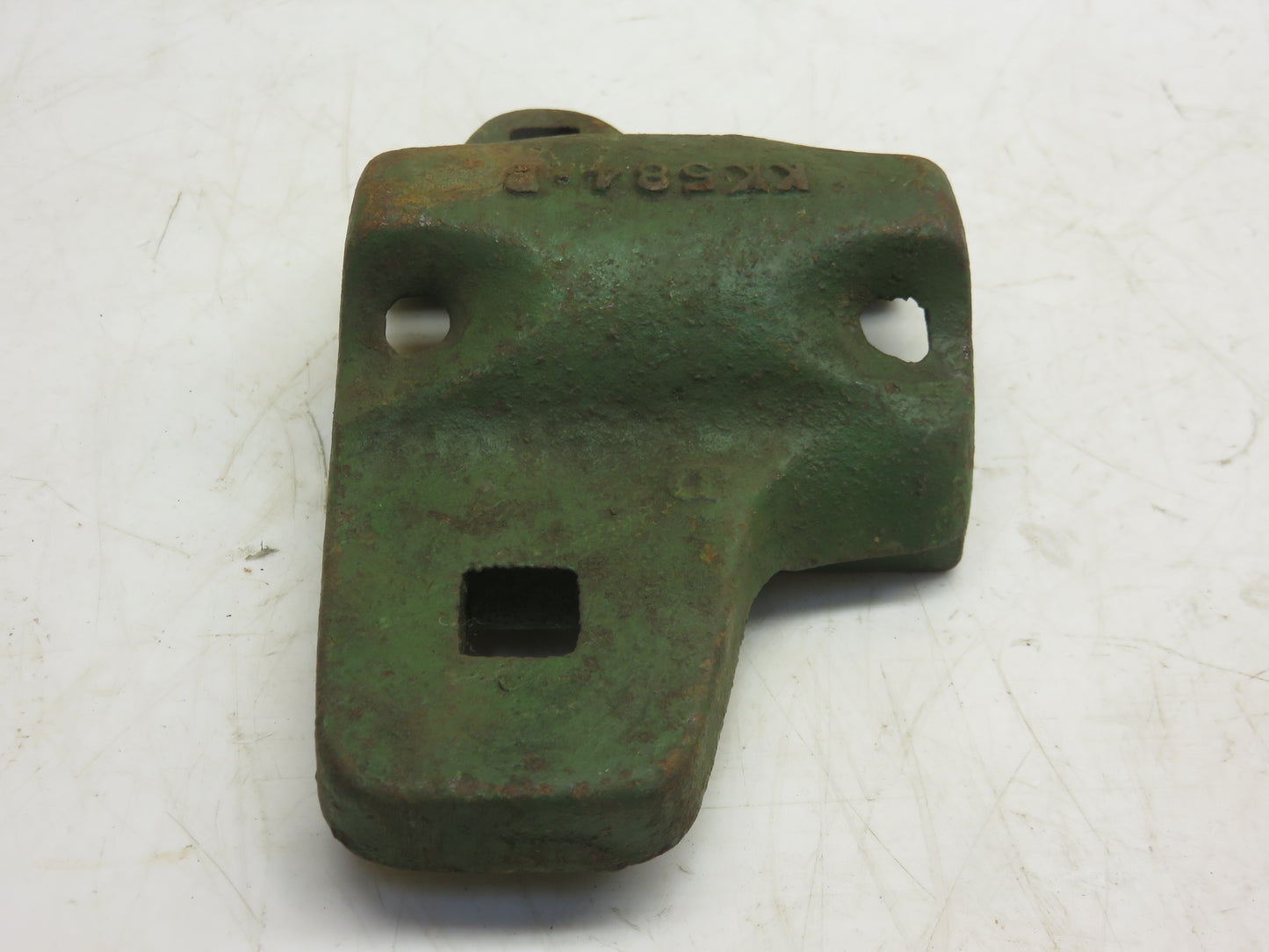 KK584B John Deere NOS Bottom Bearing Box For B, T, L, Z Disc