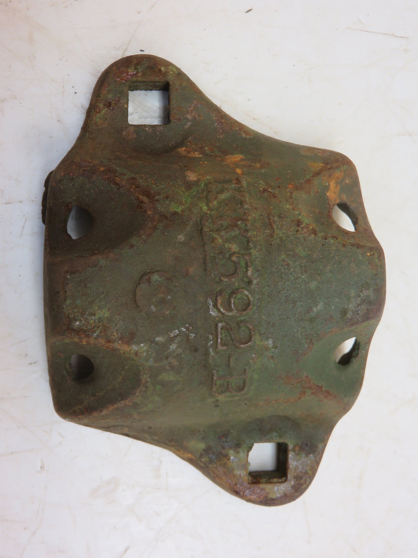 KK592B John Deere NOS Bottom Bearing Box For B, T, L, Z Disc