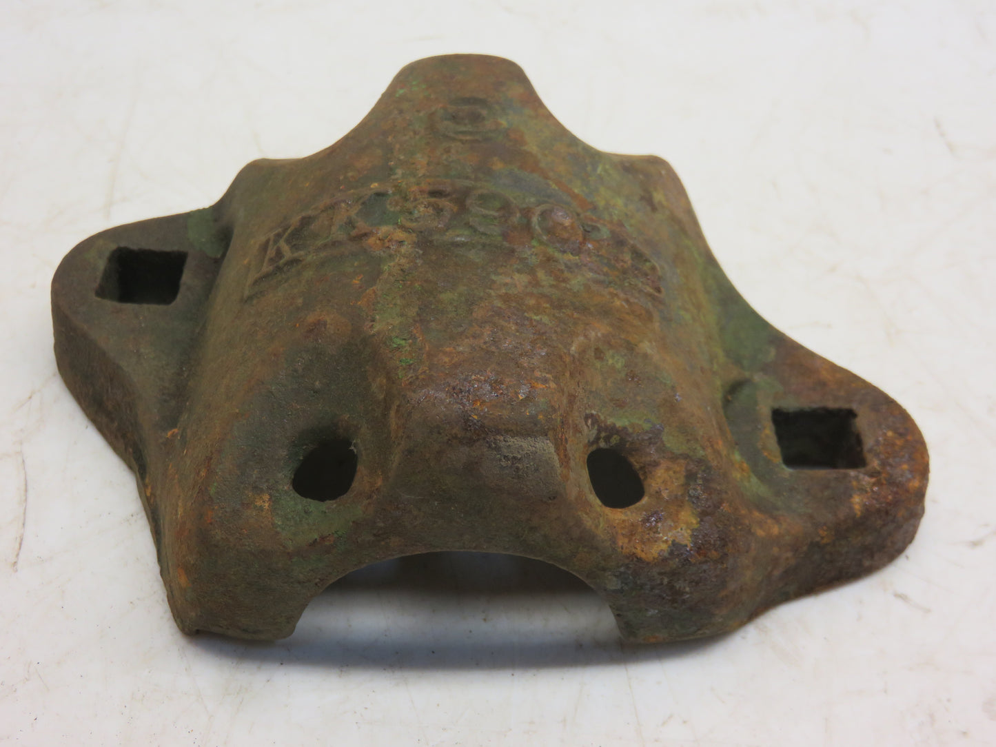 KK590B John Deere NOS Bottom Bearing Box For B, T, L, Z Disc