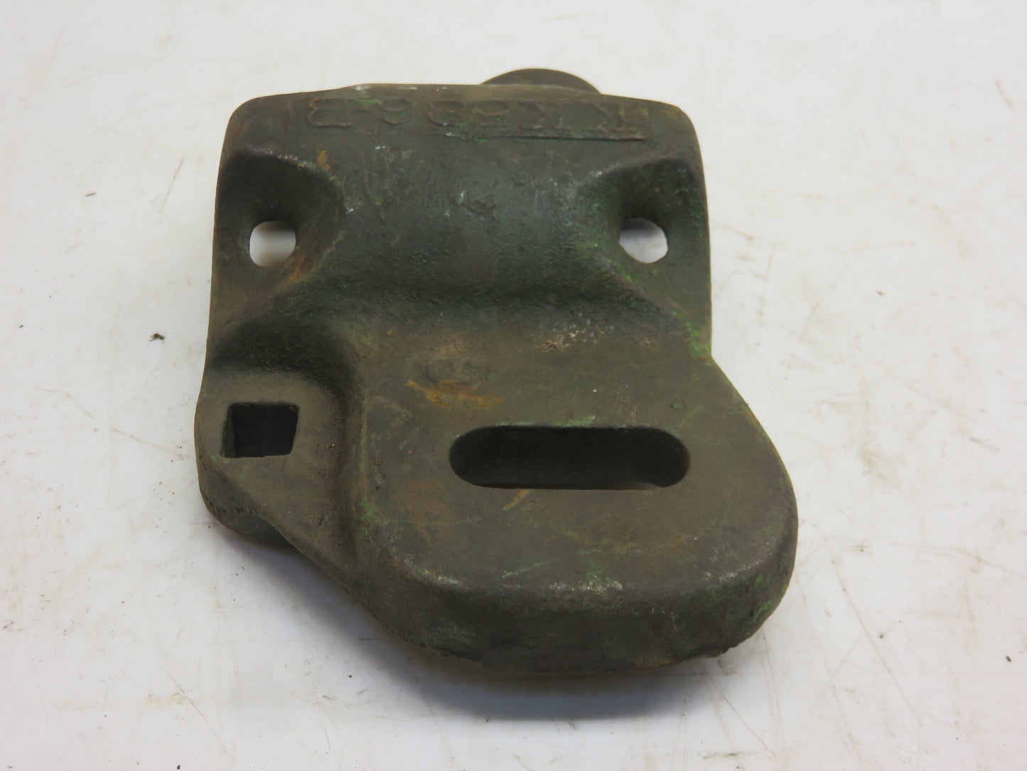 KK586B John Deere Bottom Bearing Box For B Disc