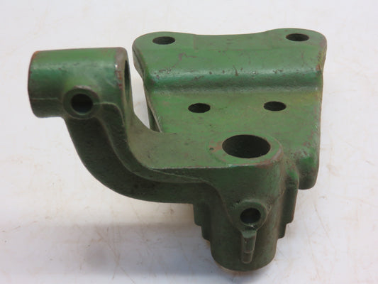 H2614B, H2181B John Deere NOS Fertilizer Hopper Bracket For 290 Corn Planter