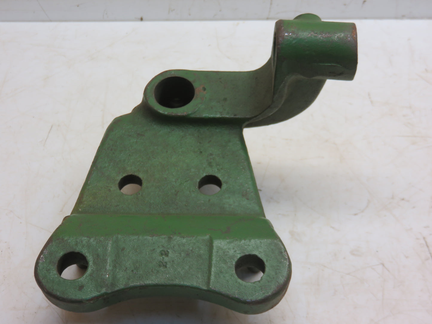 H2614B, H2181B John Deere NOS Fertilizer Hopper Bracket For 290 Corn Planter