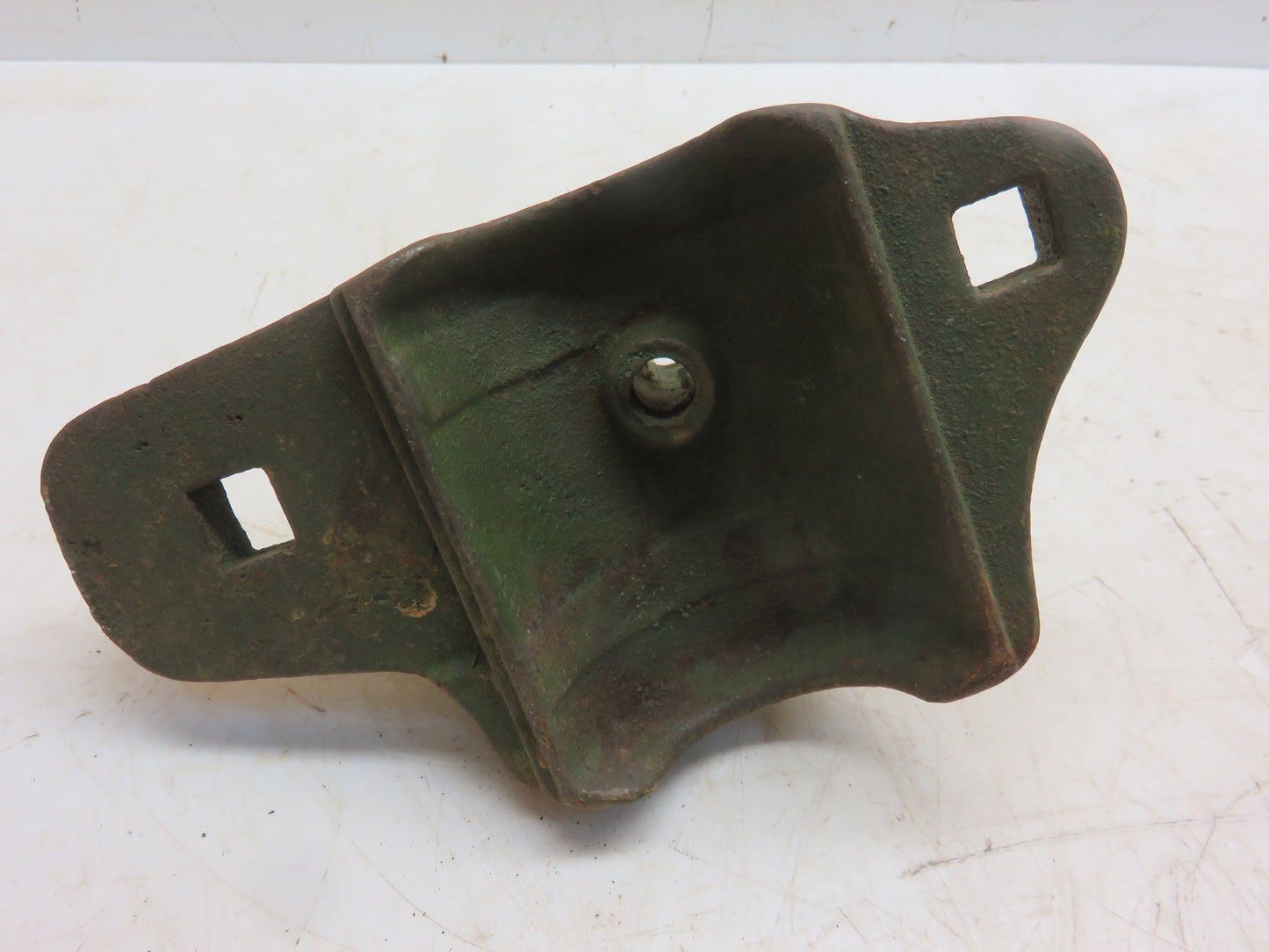 KK583B John Deere NOS Top Bearing Box For B, T, L, Z Disc