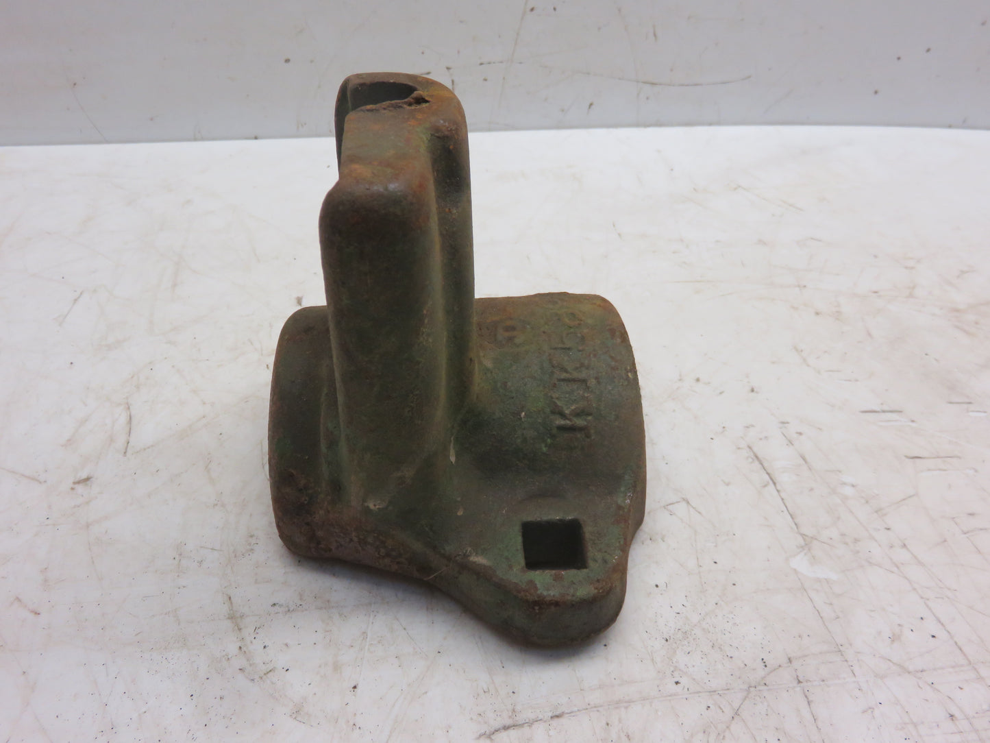 KK589B John Deere NOS Top Bearing Box For B, T, L, Z Disc