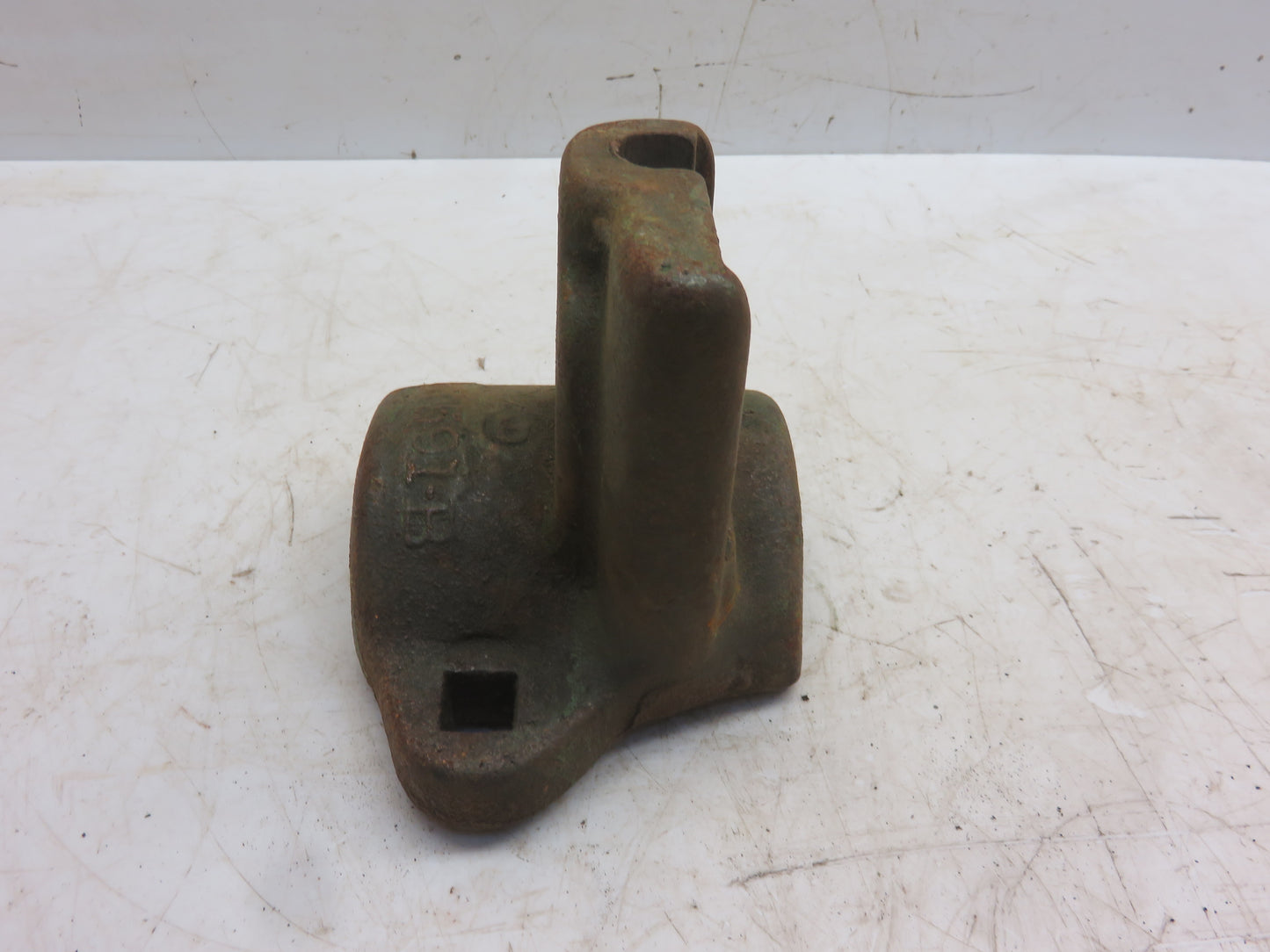 KK591B John Deere NOS Top Bearing Box For B, T, L, Z Disc