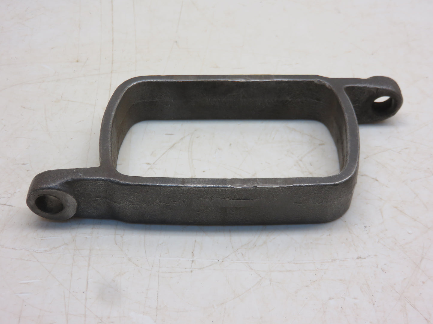 M3525T John Deere Clutch Throw Out Bearing Yoke For 420, 430, 435