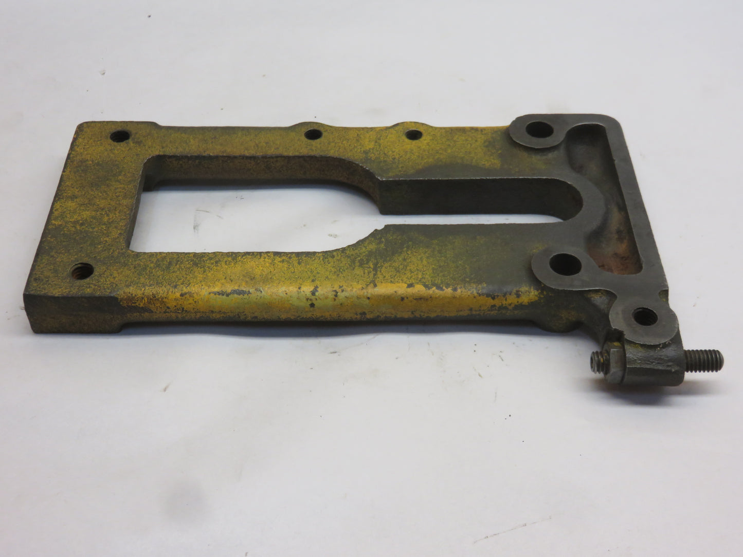 M1803T John Deere Fan Support Bracket For 40, 320, 330