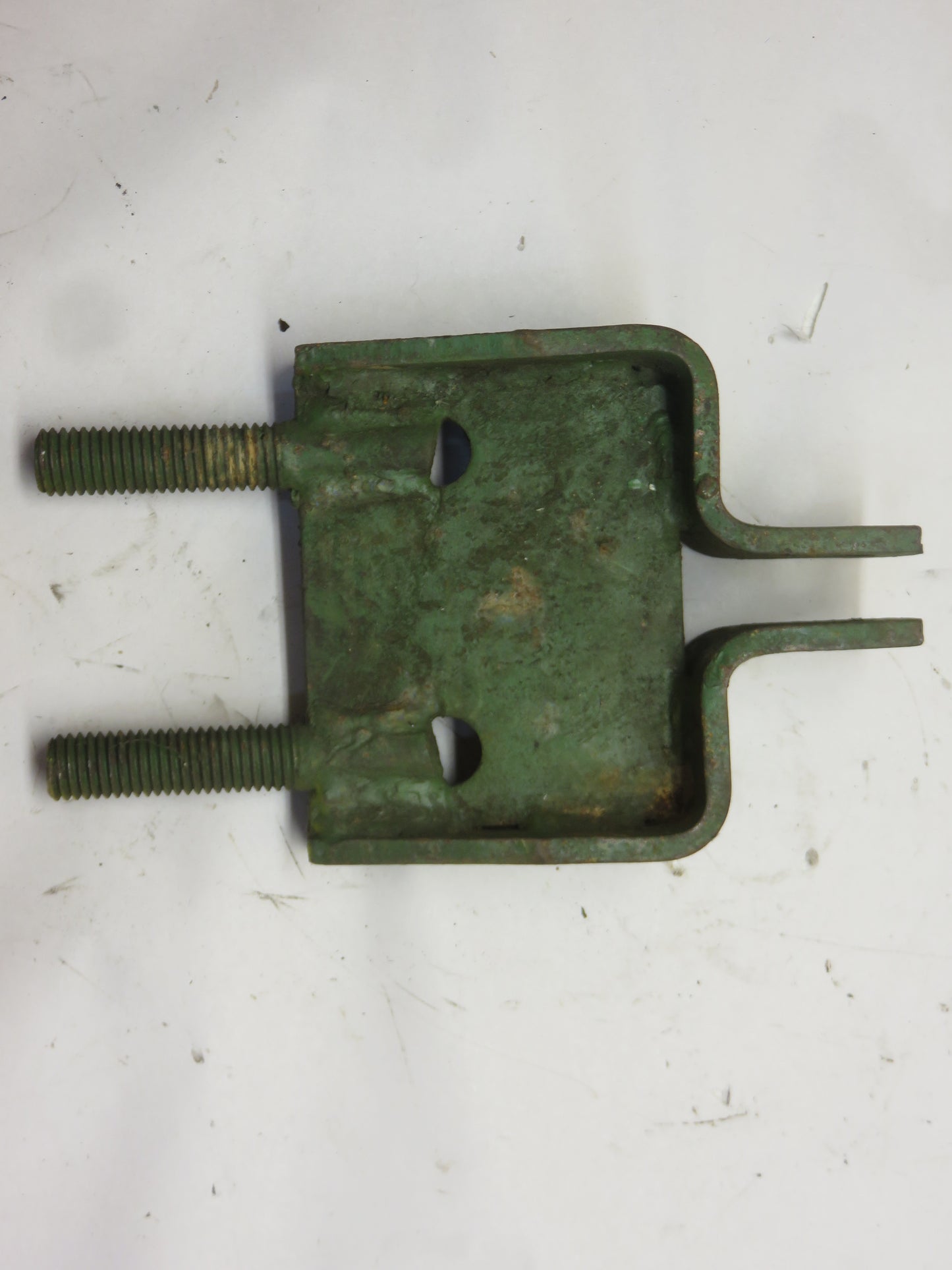 AM2526E John Deere NOS Tongue Spring Hinge For 114W, 116W Baler