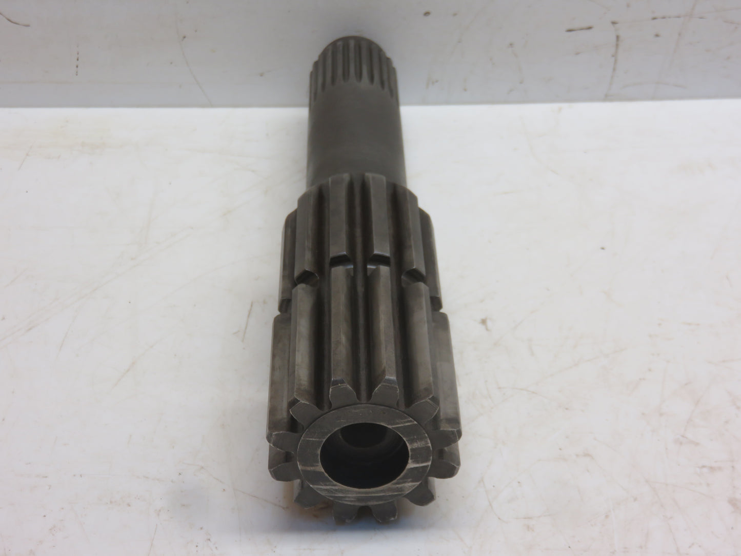 T71926, T28908 John Deere Left Hand Planetary Drive Shaft For 1520, 2040, 2240