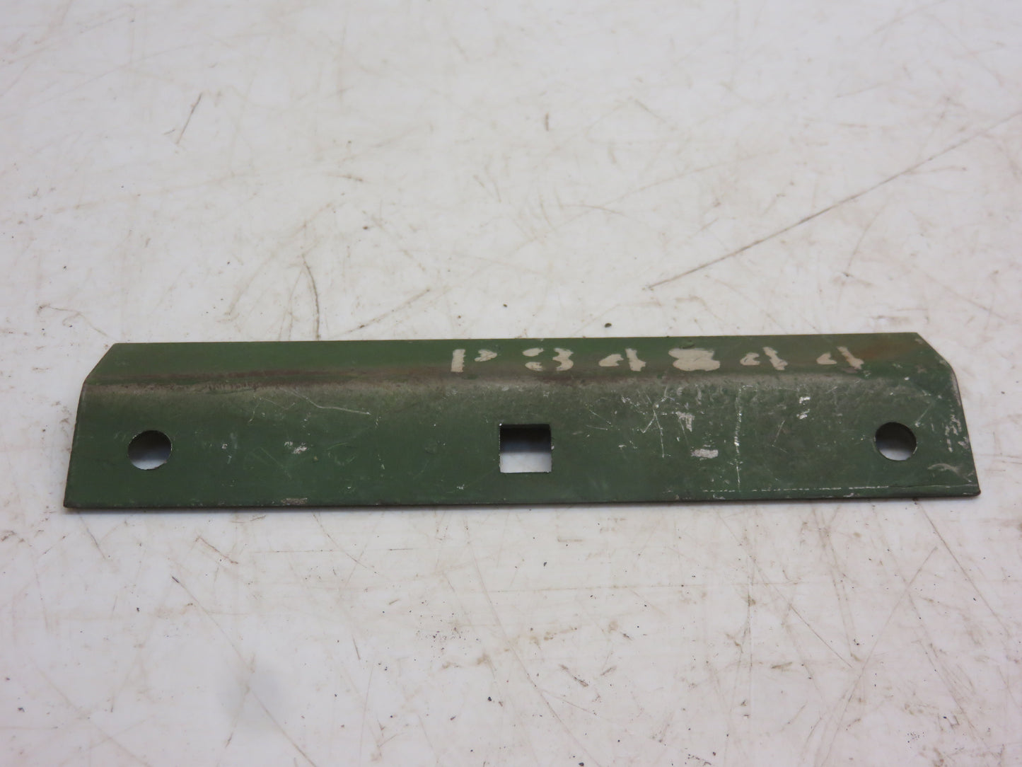 P34844H John Deere NOS Chain Bracket Clamp For 12A, 25 Combine