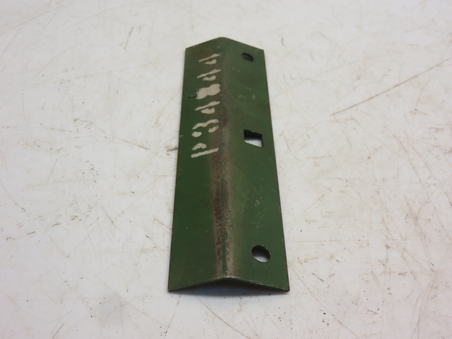 P34844H John Deere NOS Chain Bracket Clamp For 12A, 25 Combine