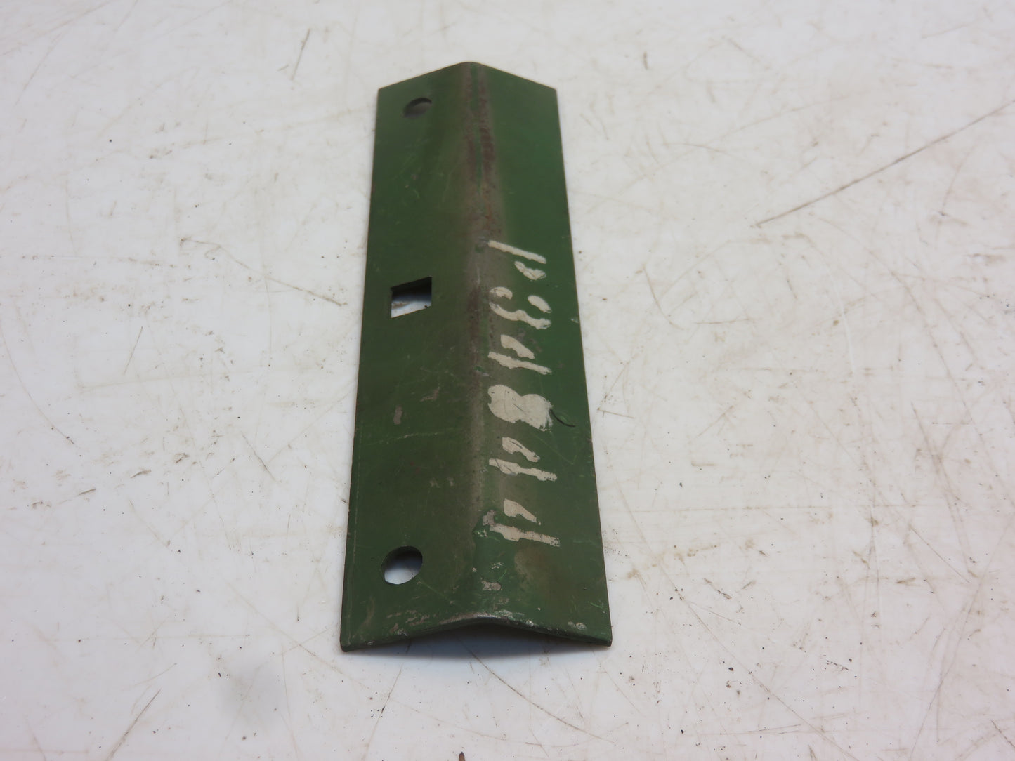 P34844H John Deere NOS Chain Bracket Clamp For 12A, 25 Combine