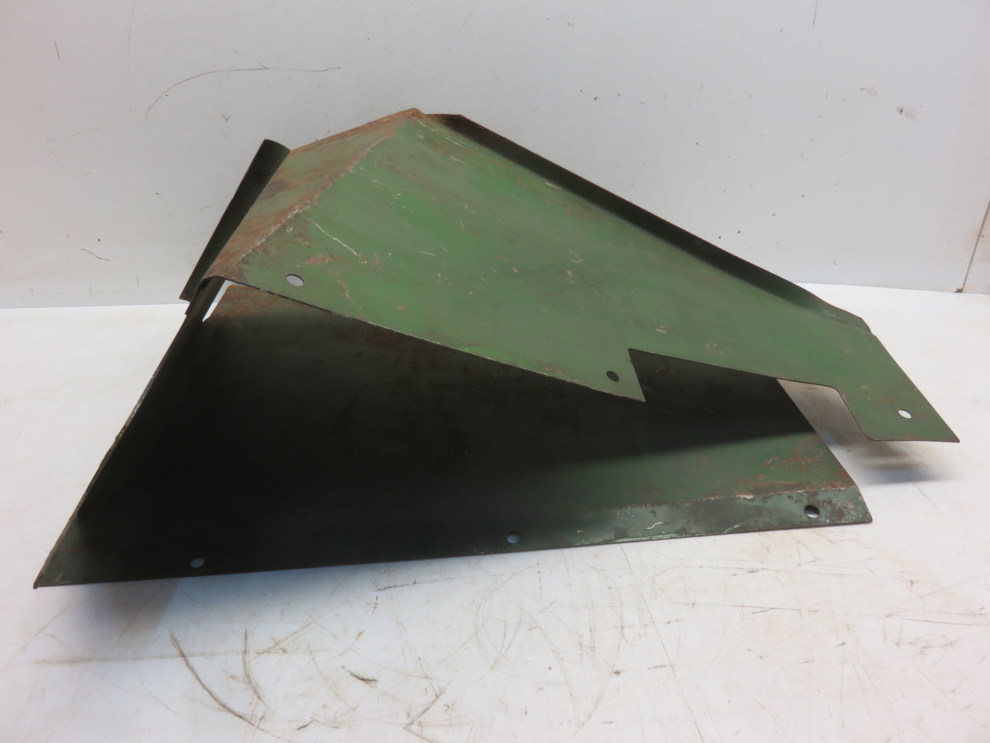 AJ8491N John Deere NOS Snapping Rolls Trash Chute For 101 Corn Picker