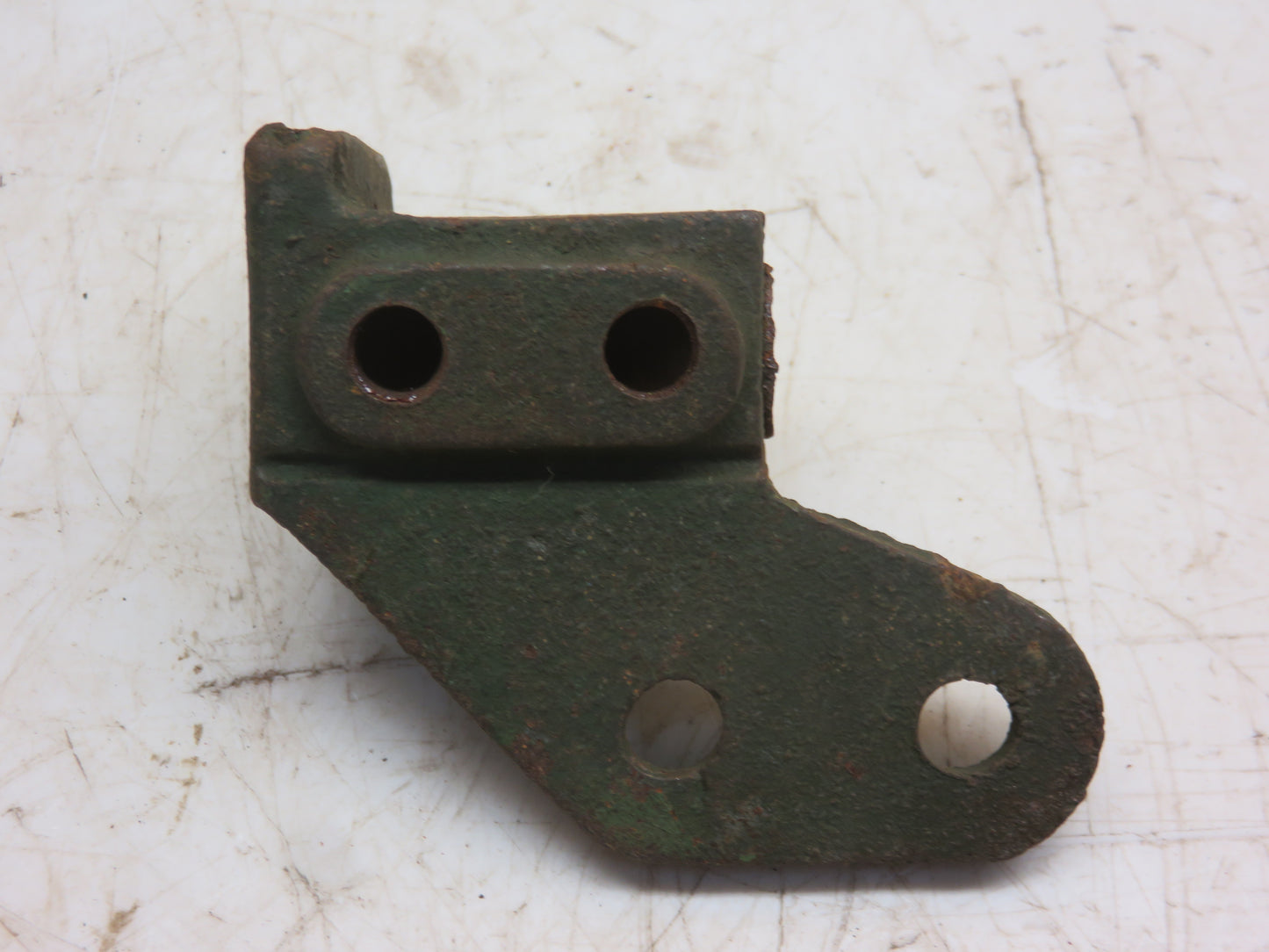 PK77H John Deere Sieves And Shaker Left Hand Rear Stud Bracket For 12A, 25, 30 Combine