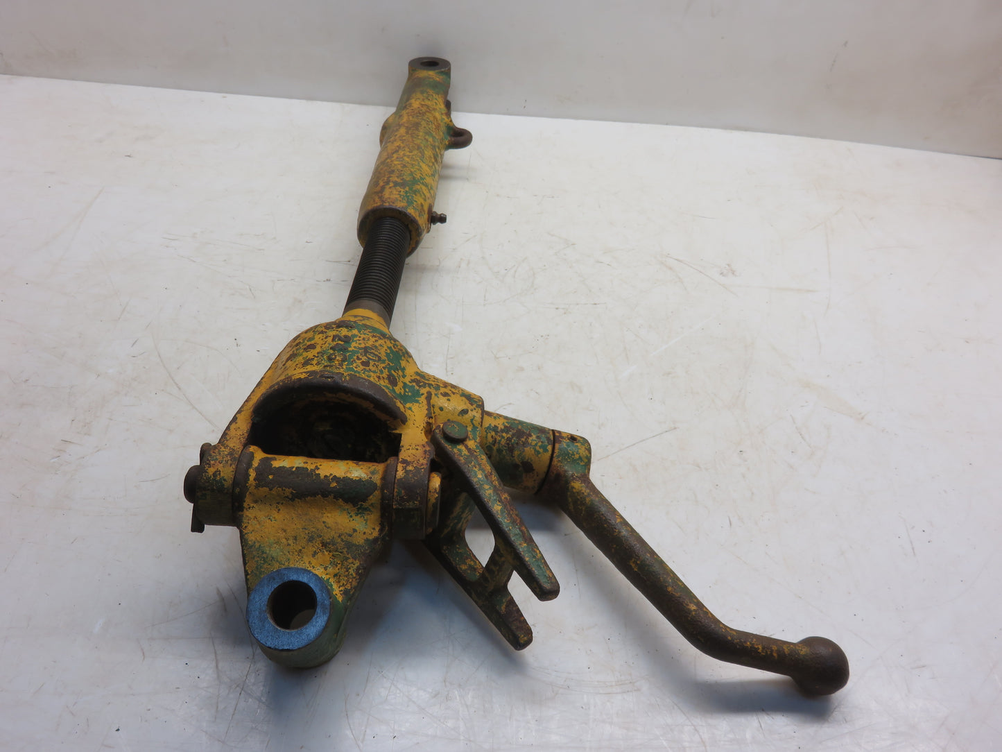 M2437T, M1744T, M2653T John Deere Adjustable Lift Link For 40, 320, 420, 330, 430, 1010