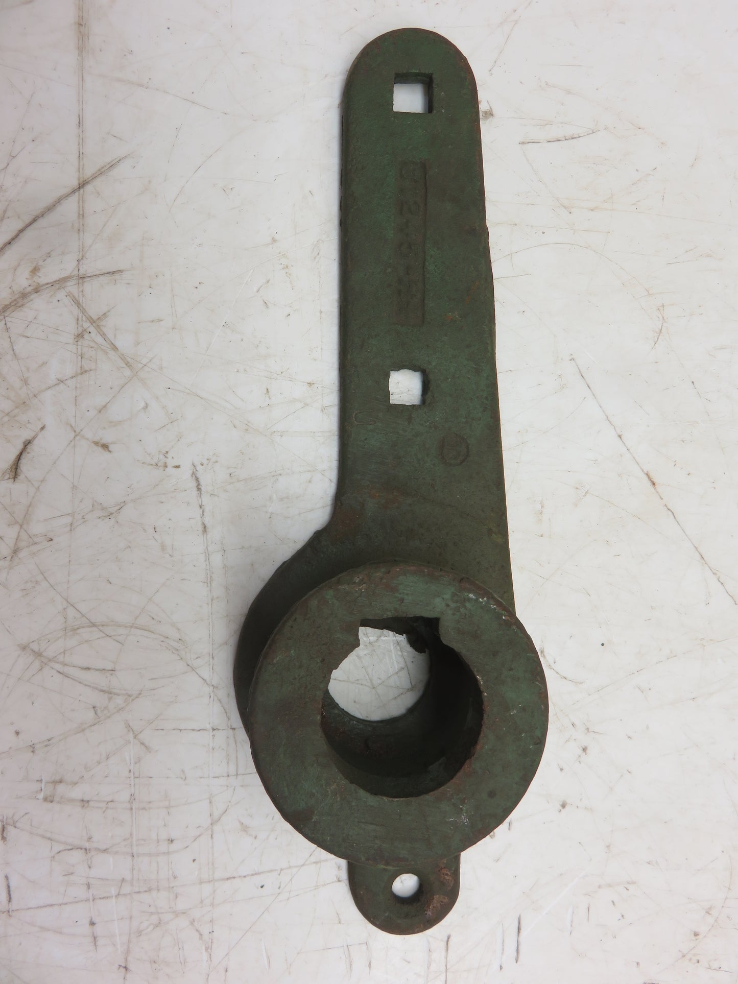 J1245HN John Deere NOS Left Hand Wagon Elevator Support Bracket For 101, 226 Corn Picker