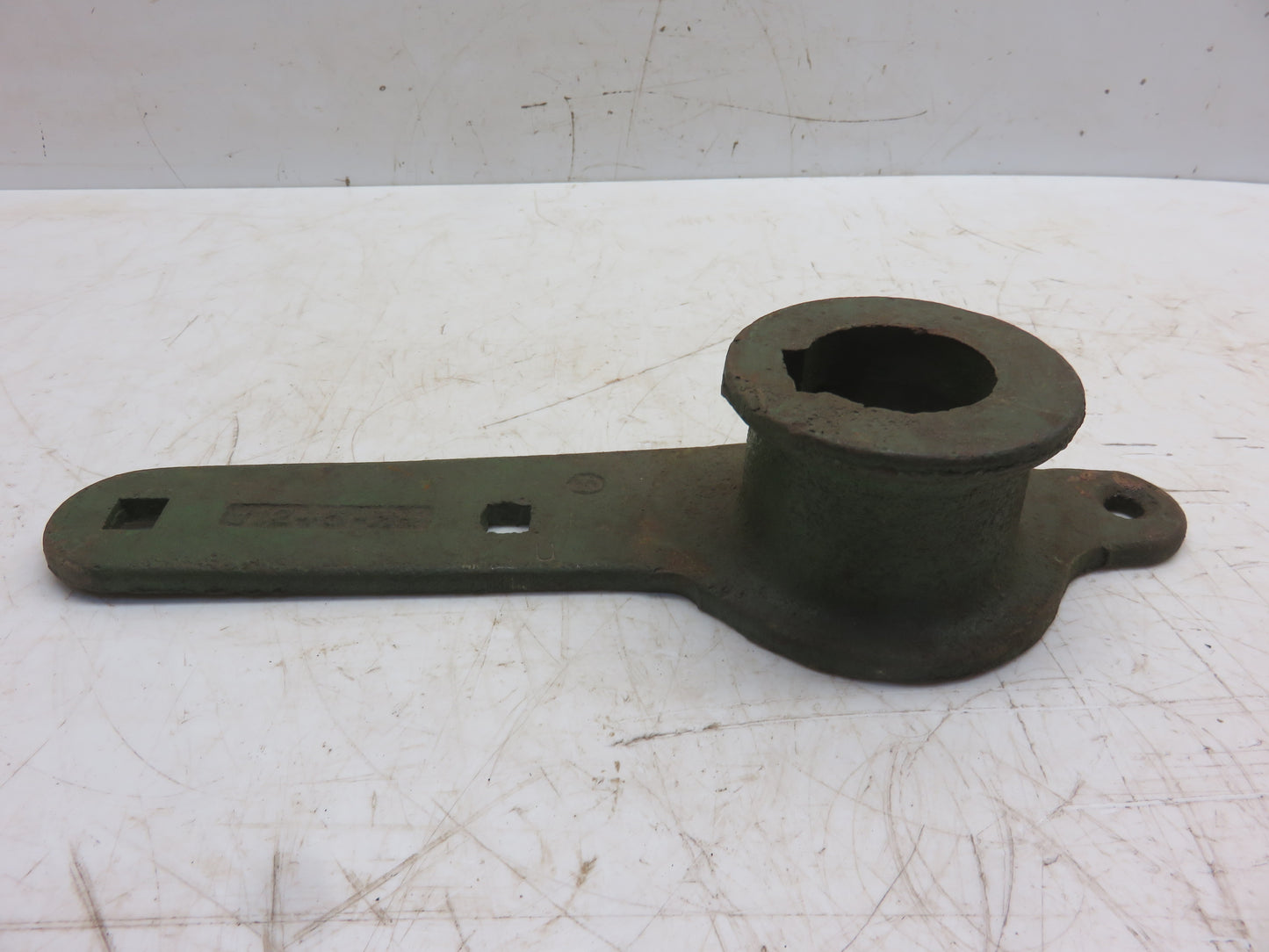 J1245HN John Deere NOS Left Hand Wagon Elevator Support Bracket For 101, 226 Corn Picker