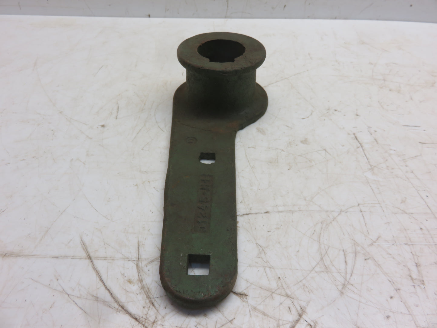 J1245HN John Deere NOS Left Hand Wagon Elevator Support Bracket For 101, 226 Corn Picker