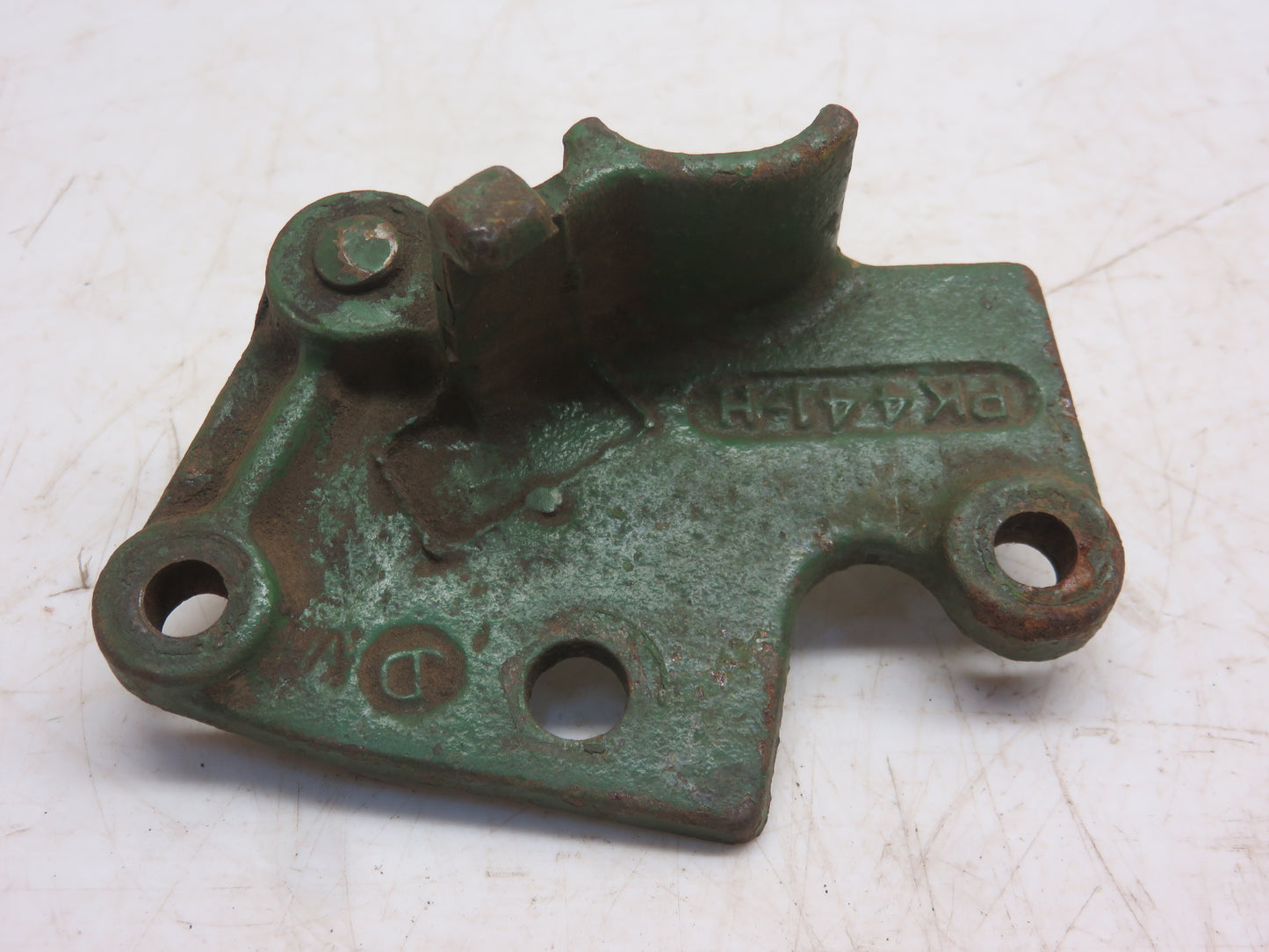 PK441H John Deere NOS Right Hand Slide Bracket For 12A, 25 Combine