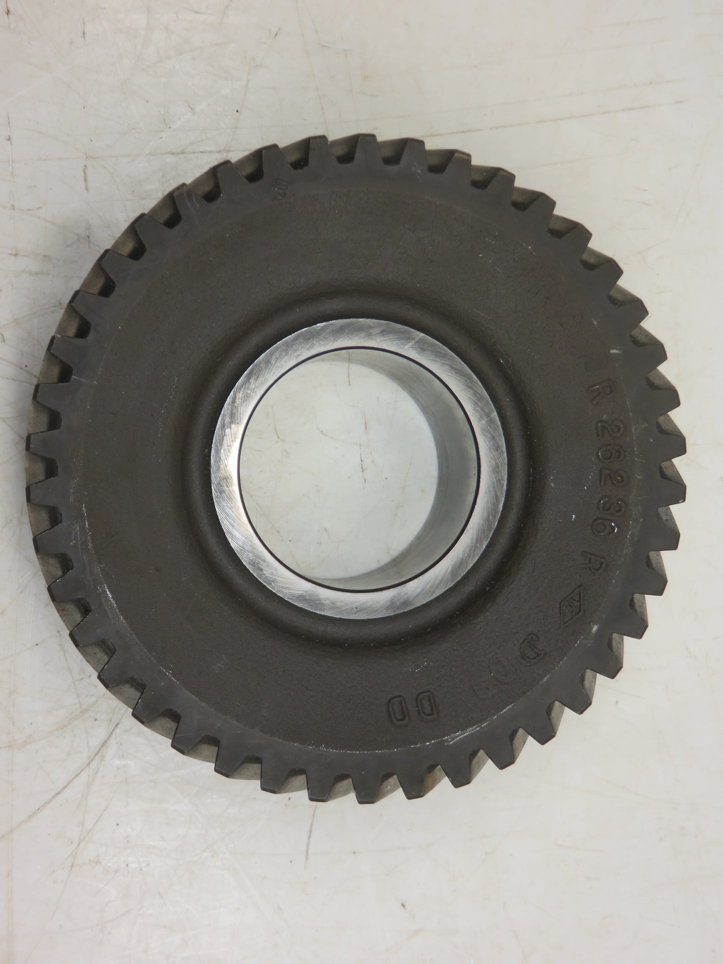 R26236 John Deere Second And Fifth Speed Gear For 4010