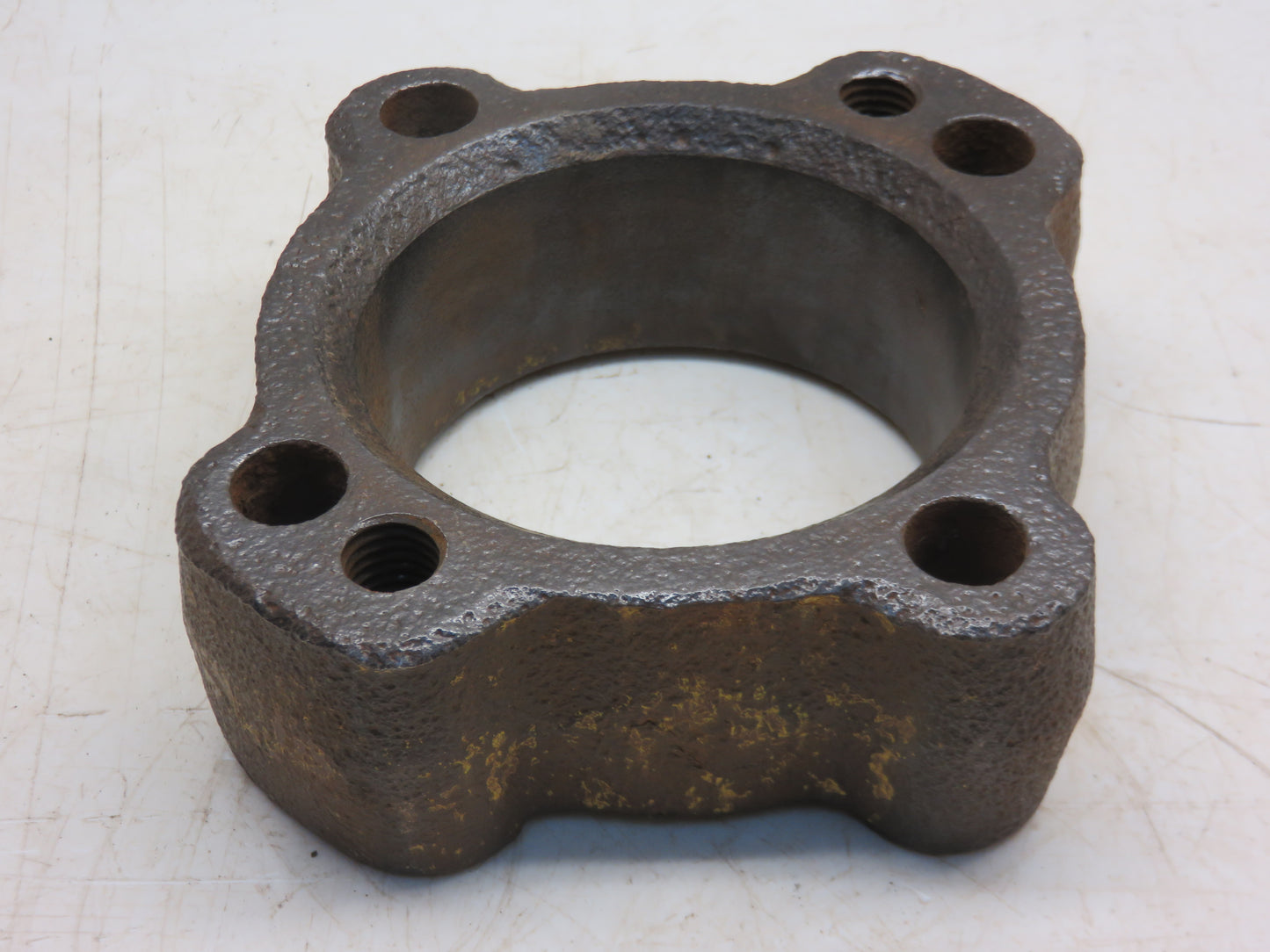 B25R John Deere Rear Wheel Hub Clamp For B