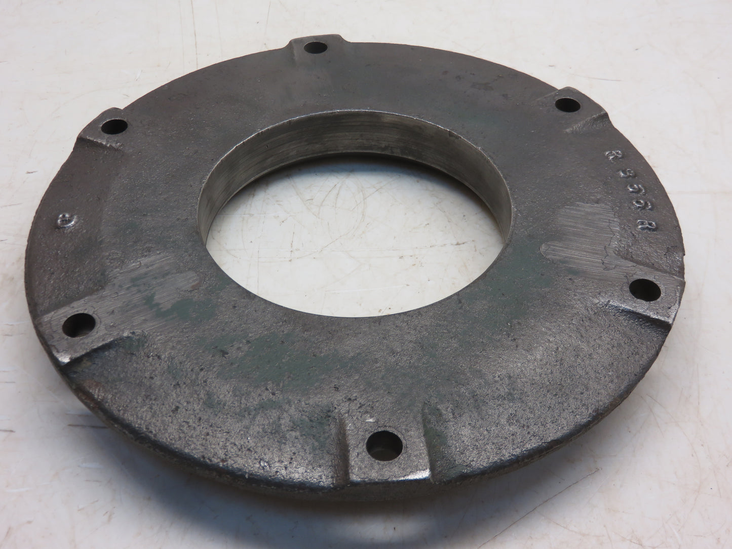 R355R John Deere Oil Slinger Housing For R, 80, 820, 830