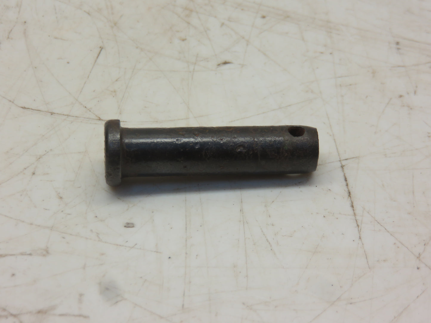 A3376R John Deere Pin For A, AR, AO, 60, 620, 3010, 4010, 5010, 3020, 4020, 5020, 6030