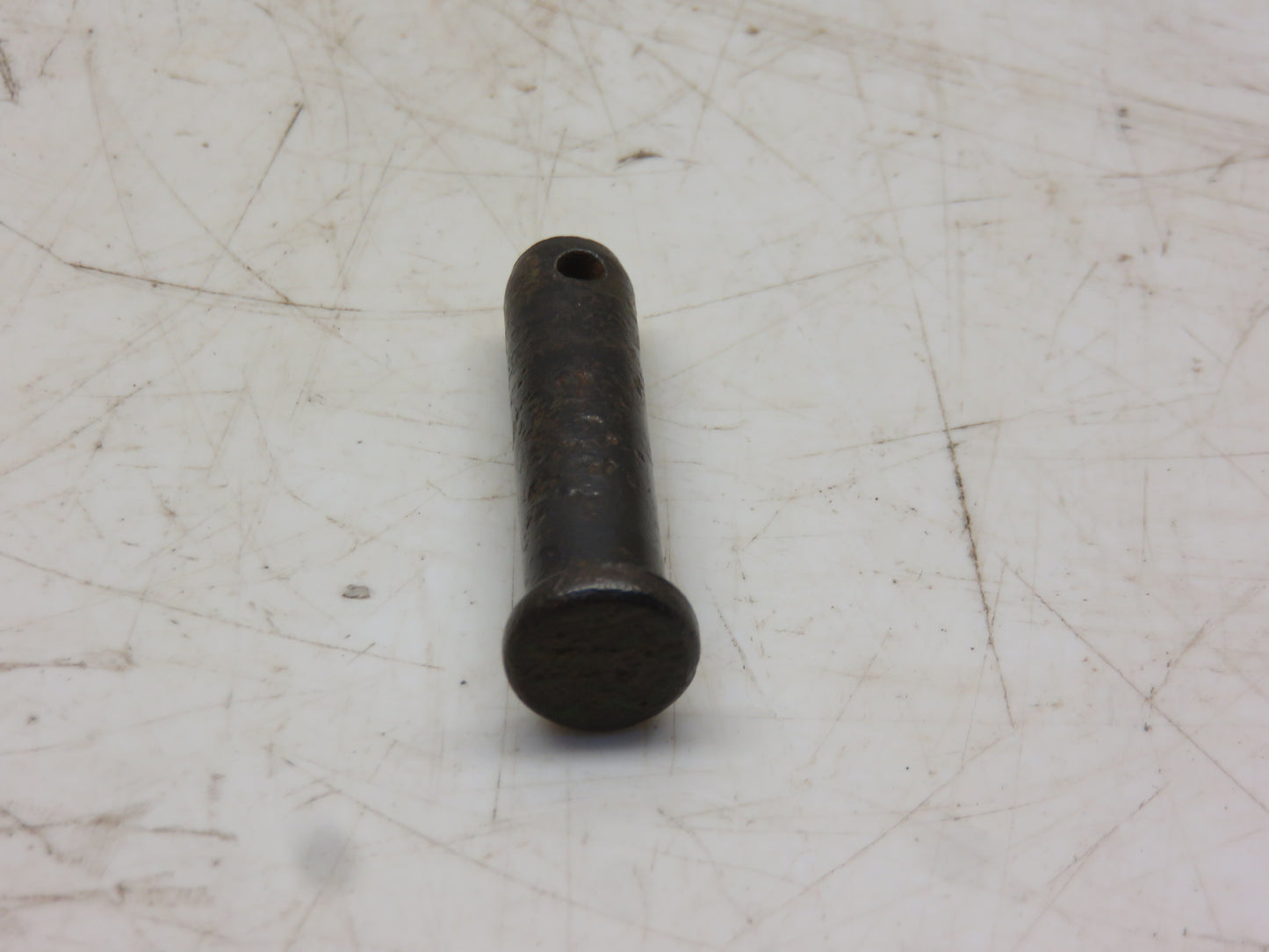 A3376R John Deere Pin For A, AR, AO, 60, 620, 3010, 4010, 5010, 3020, 4020, 5020, 6030