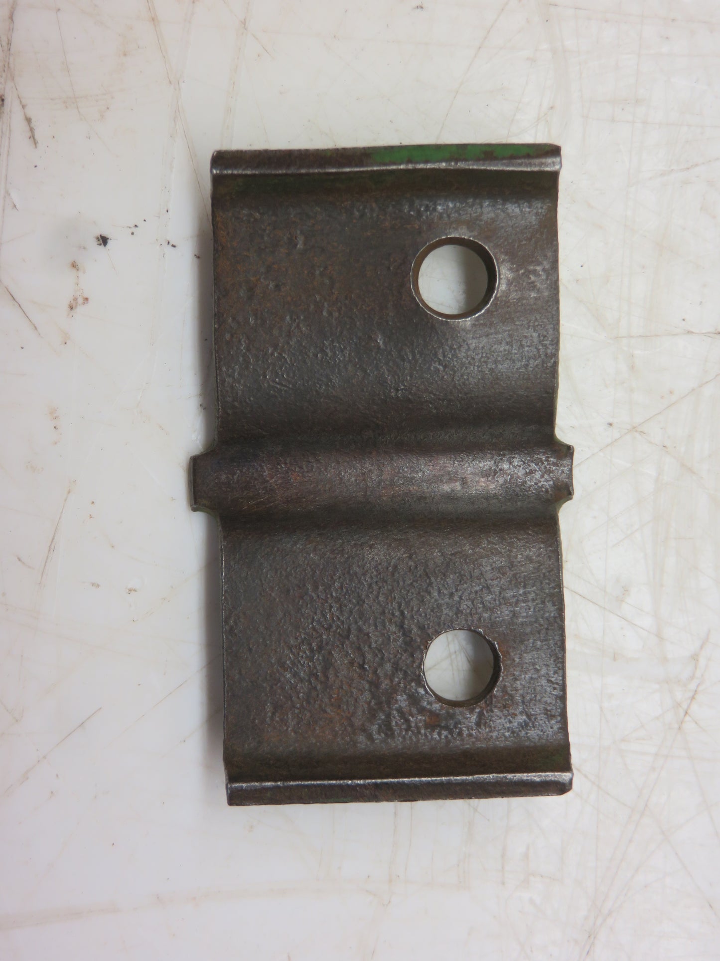 R27251 John Deere Oil Line Support Clamp For 3010, 4010, 3020, 4000, 4020, 4520, 4620
