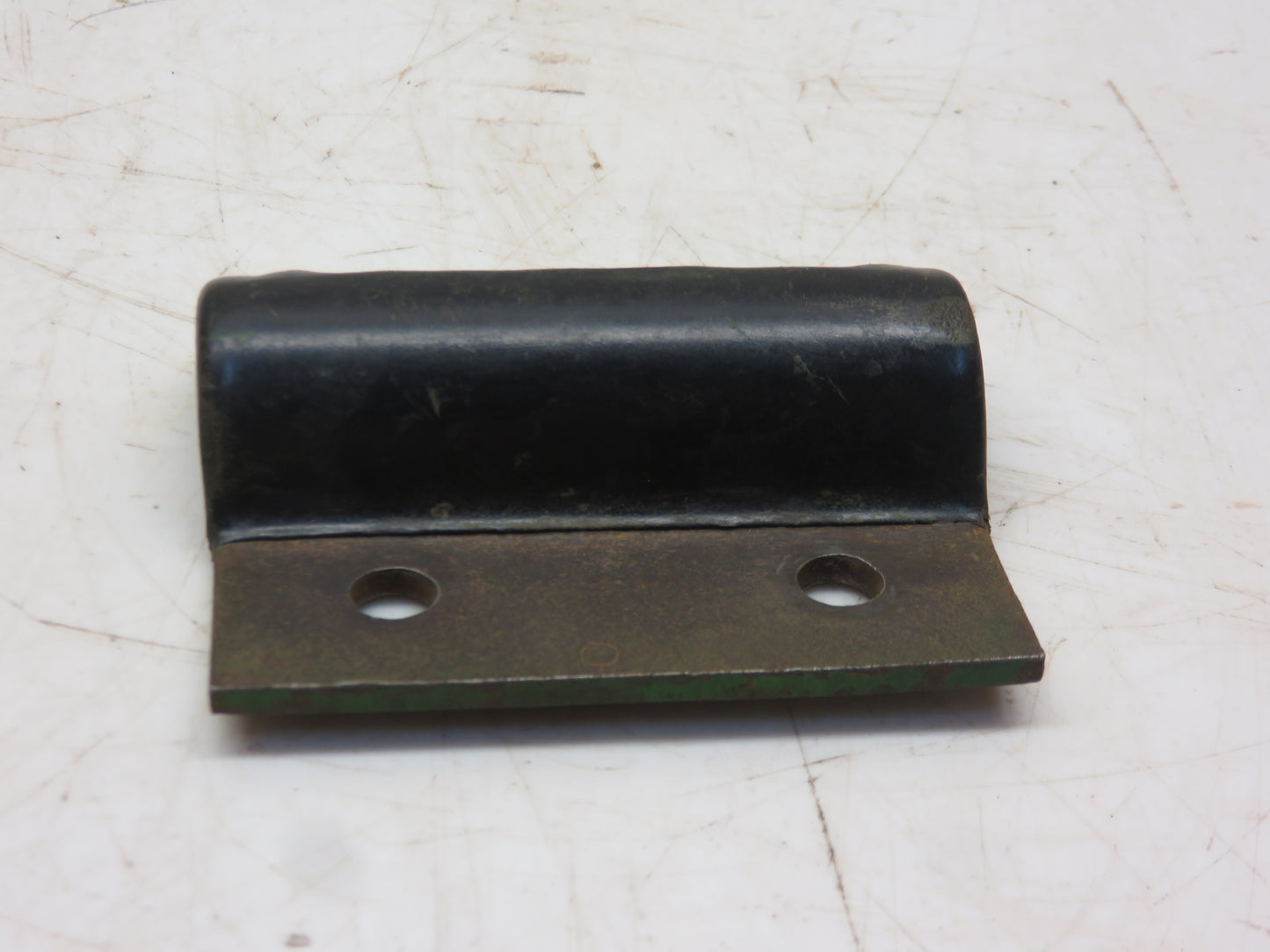 R27534 John Deere Hydraulic Line Clamp For 3010, 4010, 3020, 4000, 4020, 4320, 4520, 4620